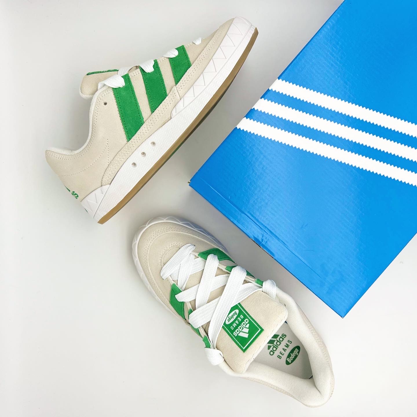 Adidas x Bodega x Beams Adimatic Off White Green 착용 스타일 - 5