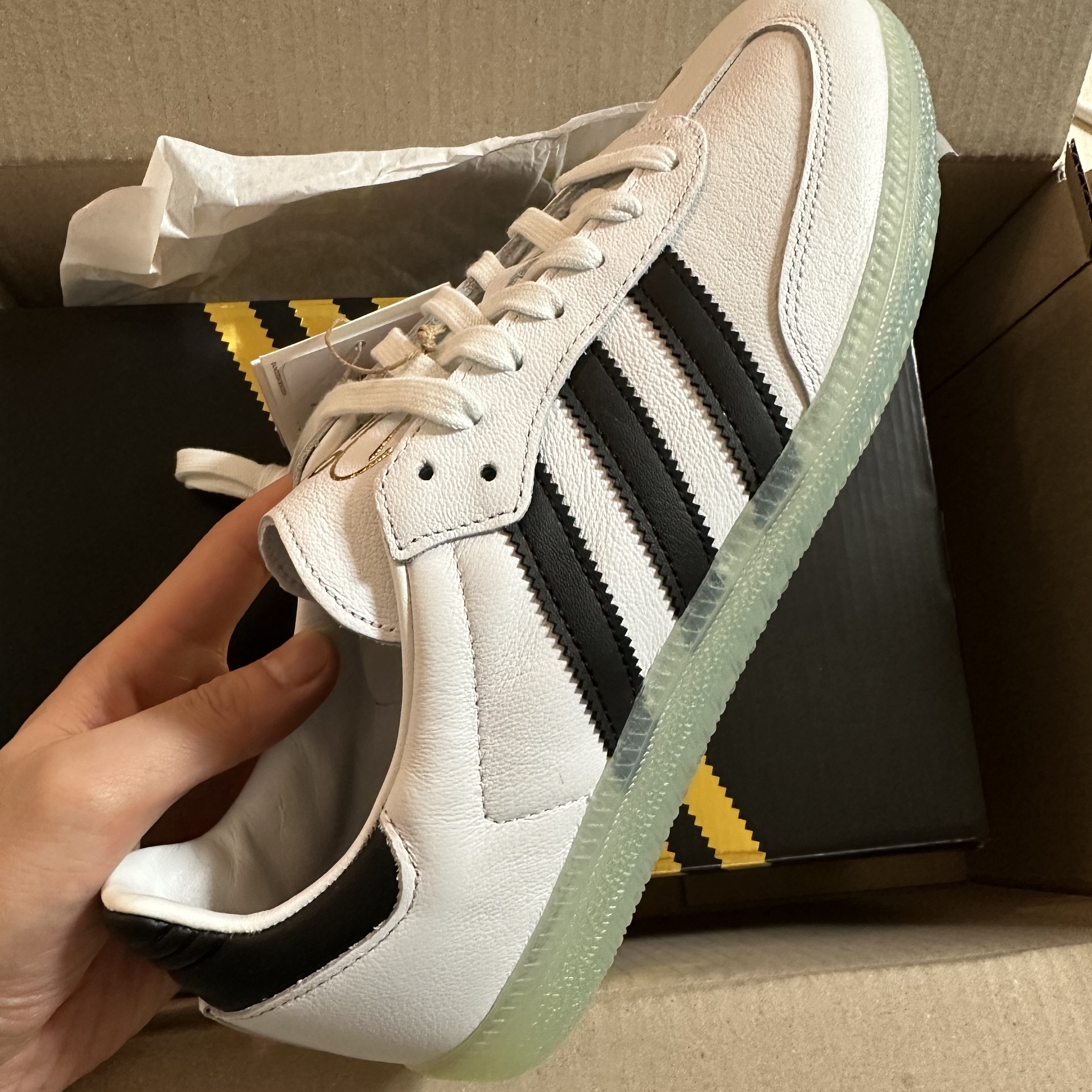 Adidas x Dill Samba White Black 착용 스타일