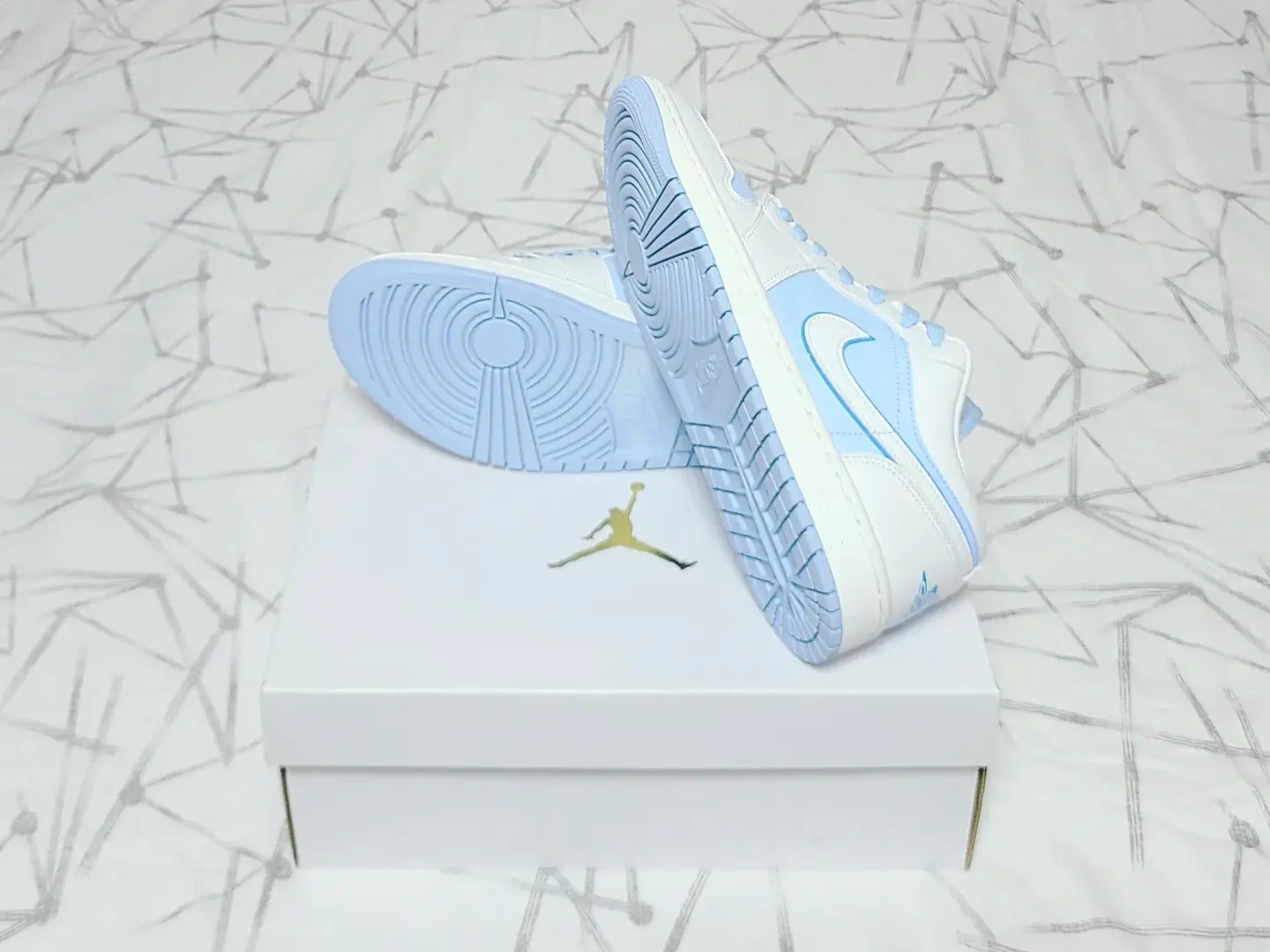 (W) Jordan 1 Low SE Sail Ice 착용 스타일 - 4
