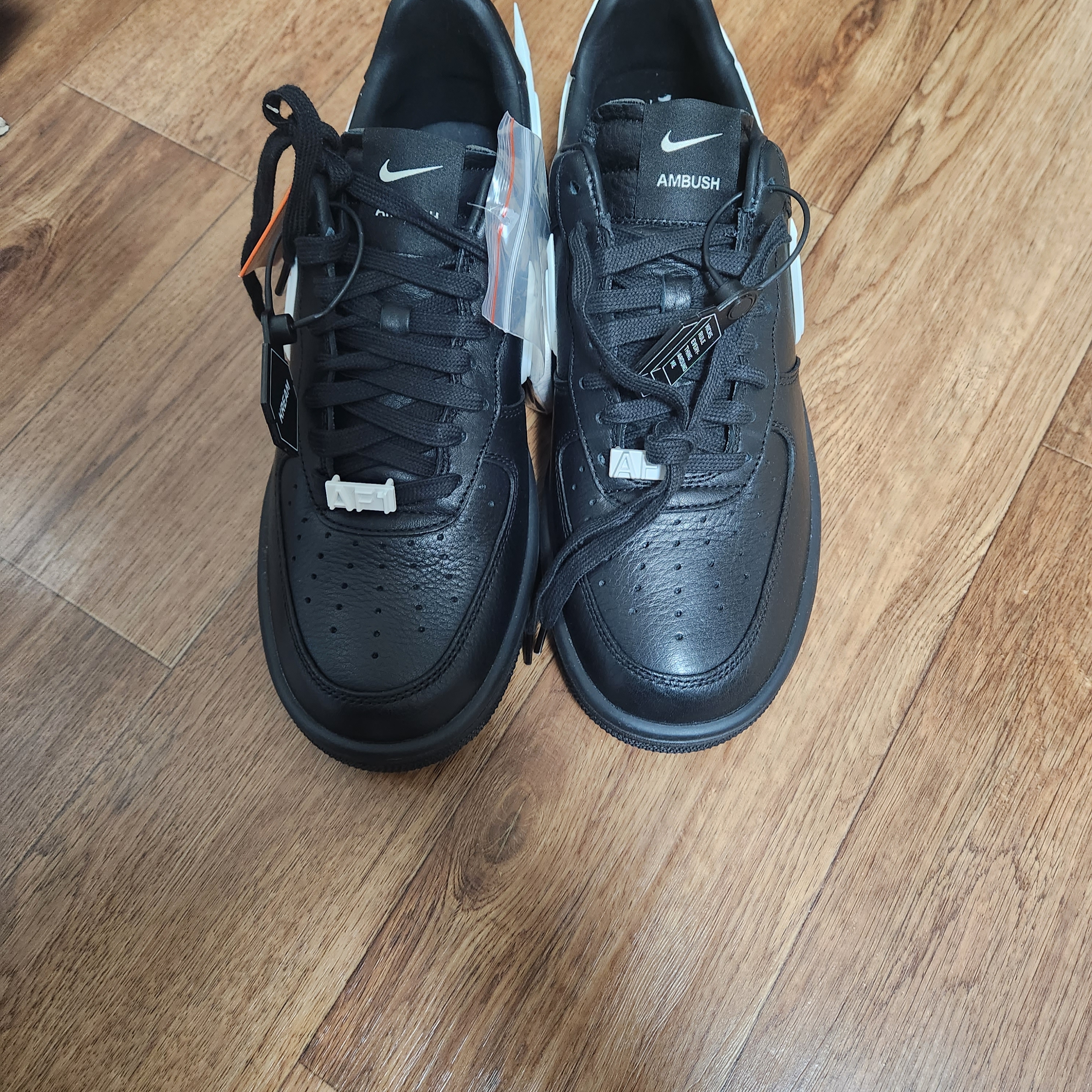 Nike x Ambush Air Force 1 Low SP Black 착용 스타일 - 1