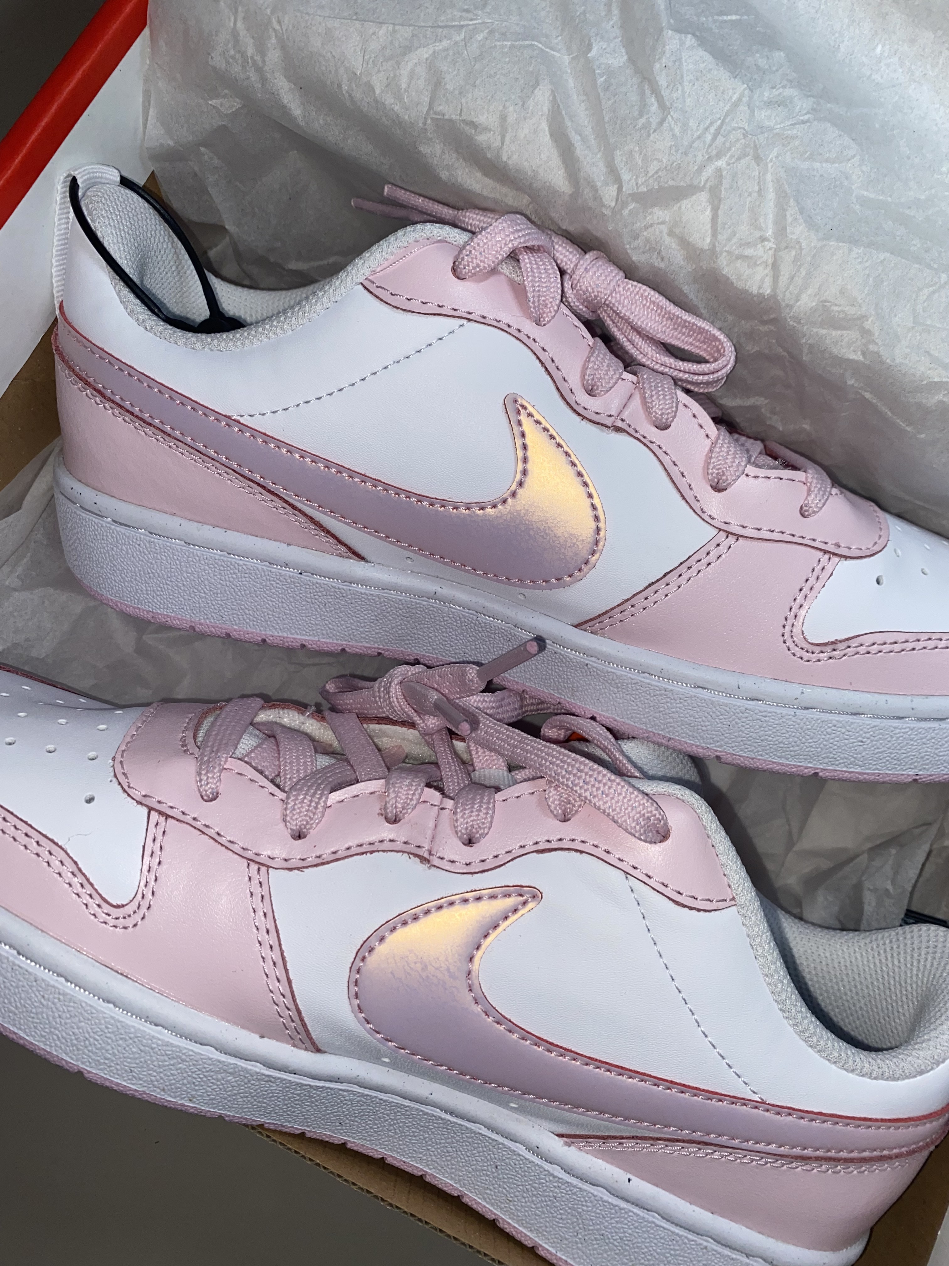 (GS) Nike Court Borough 2 SE White Pink Foam 착용 스타일