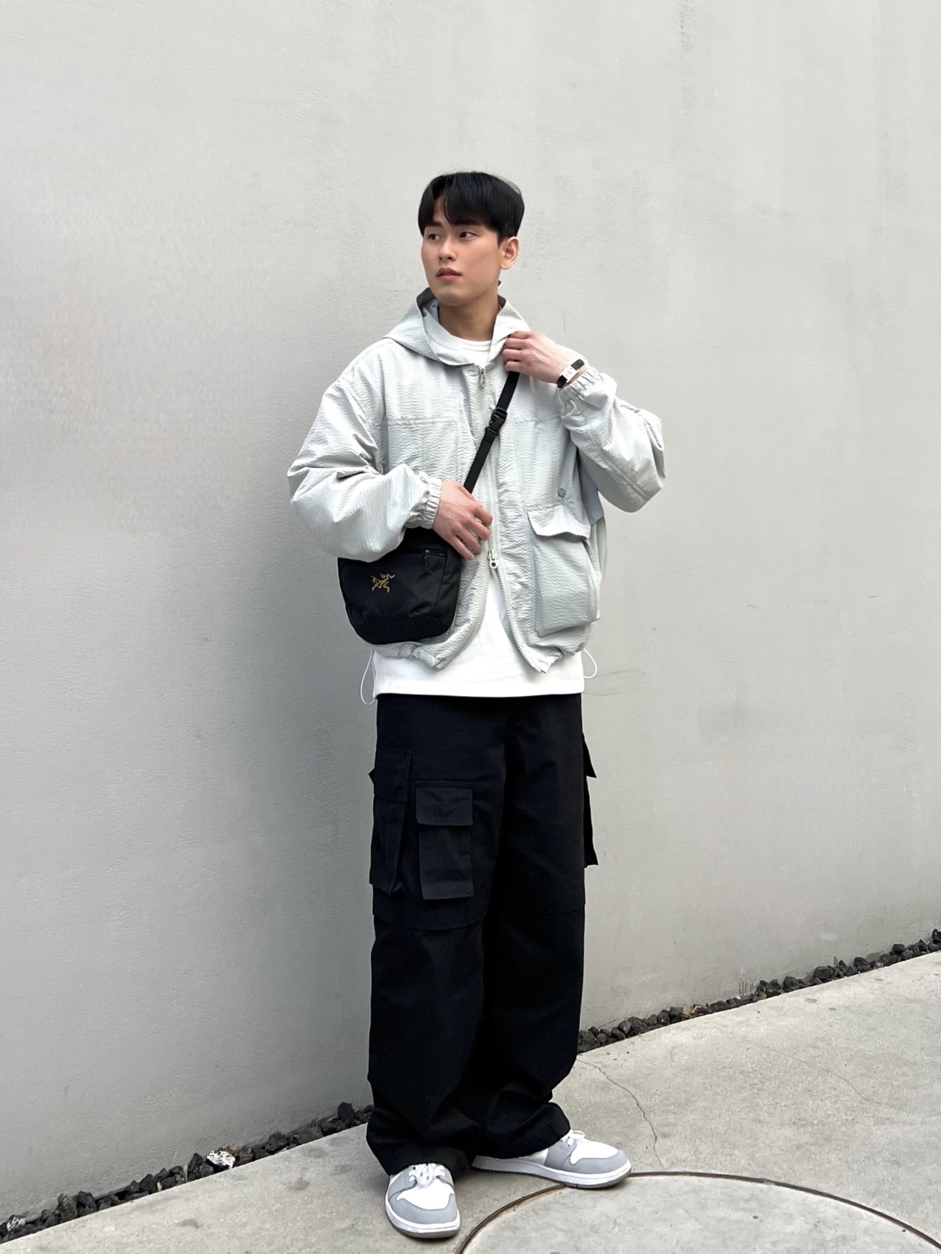 Arc'teryx Mantis 2 Waistpack Black 착용 스타일