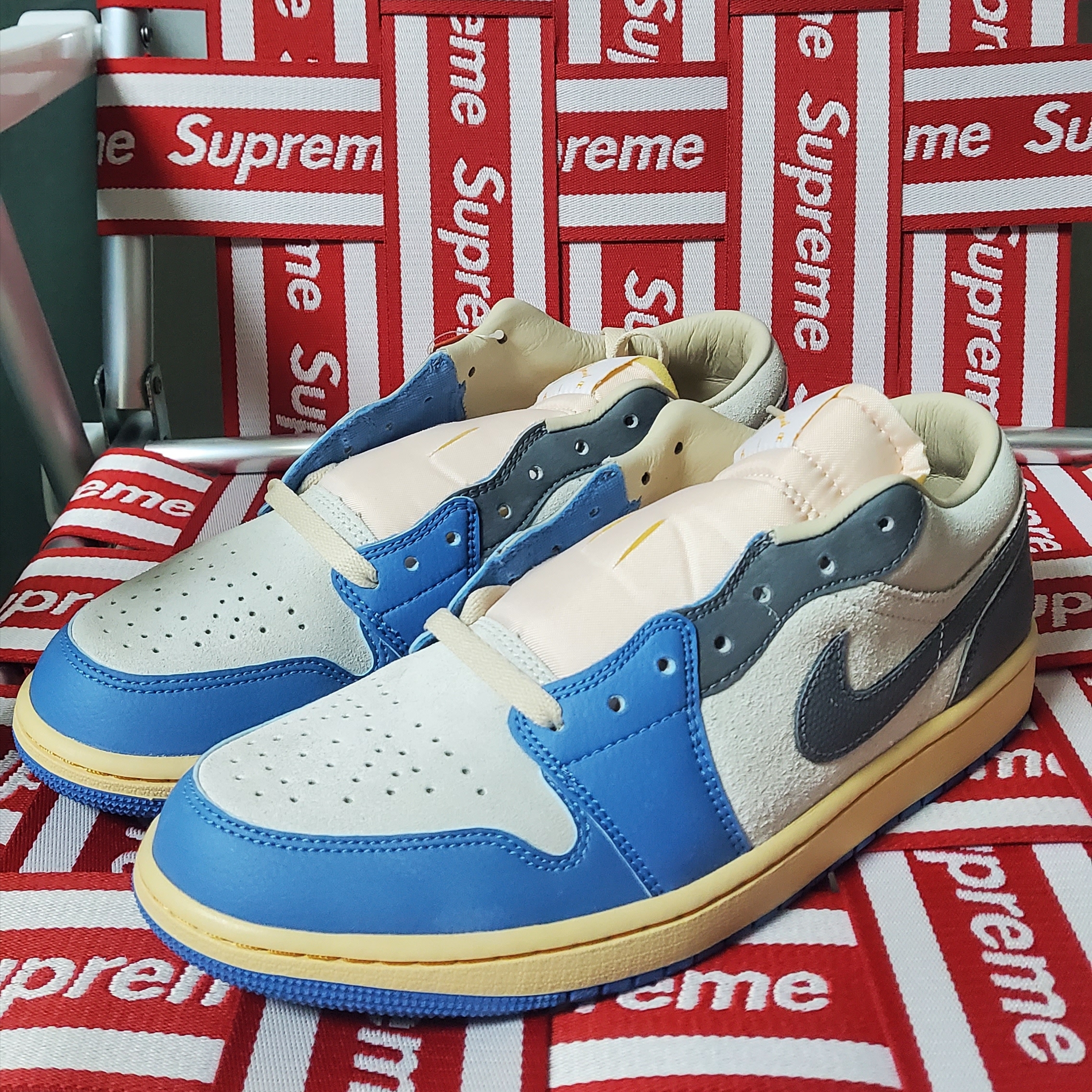 Jordan 1 Low SE Tokyo 96 착용 스타일