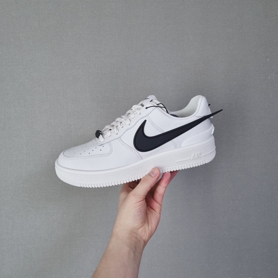 Nike x Ambush Air Force 1 Low SP Phantom 착용 스타일