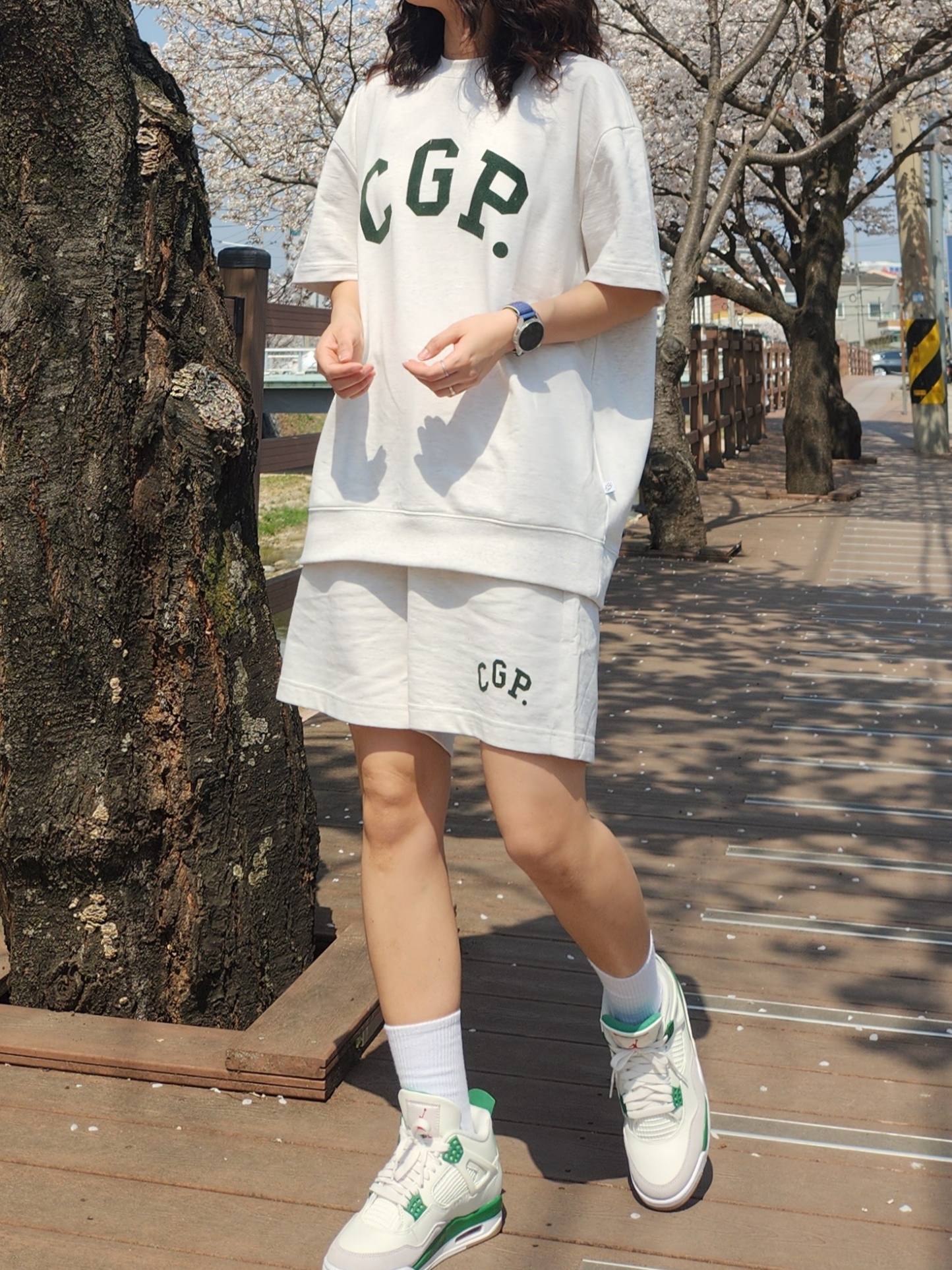 Jordan 4 x Nike SB Retro SP Pine Green 착용 스타일 - 3