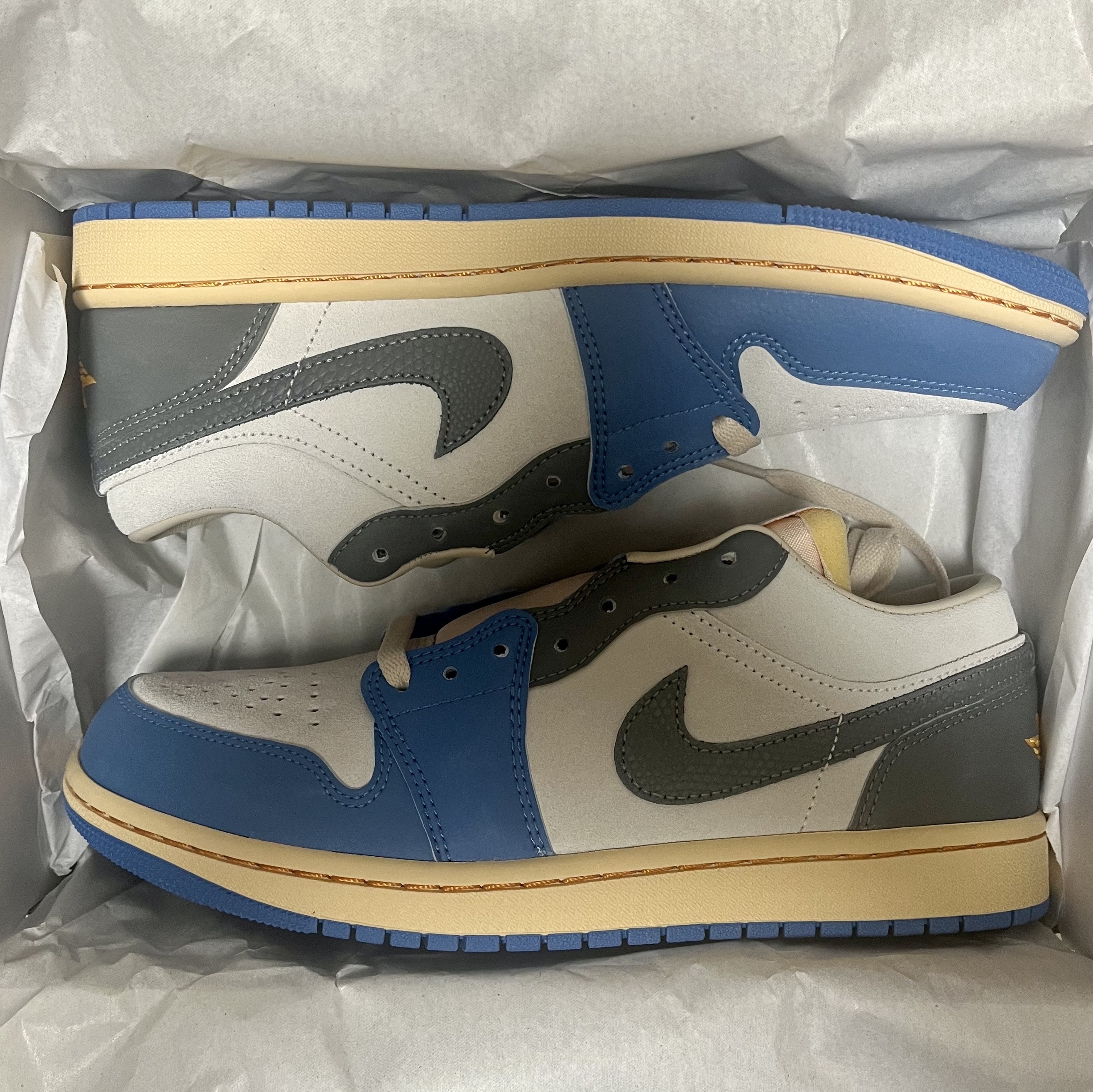 Jordan 1 Low SE Tokyo 96 착용 스타일