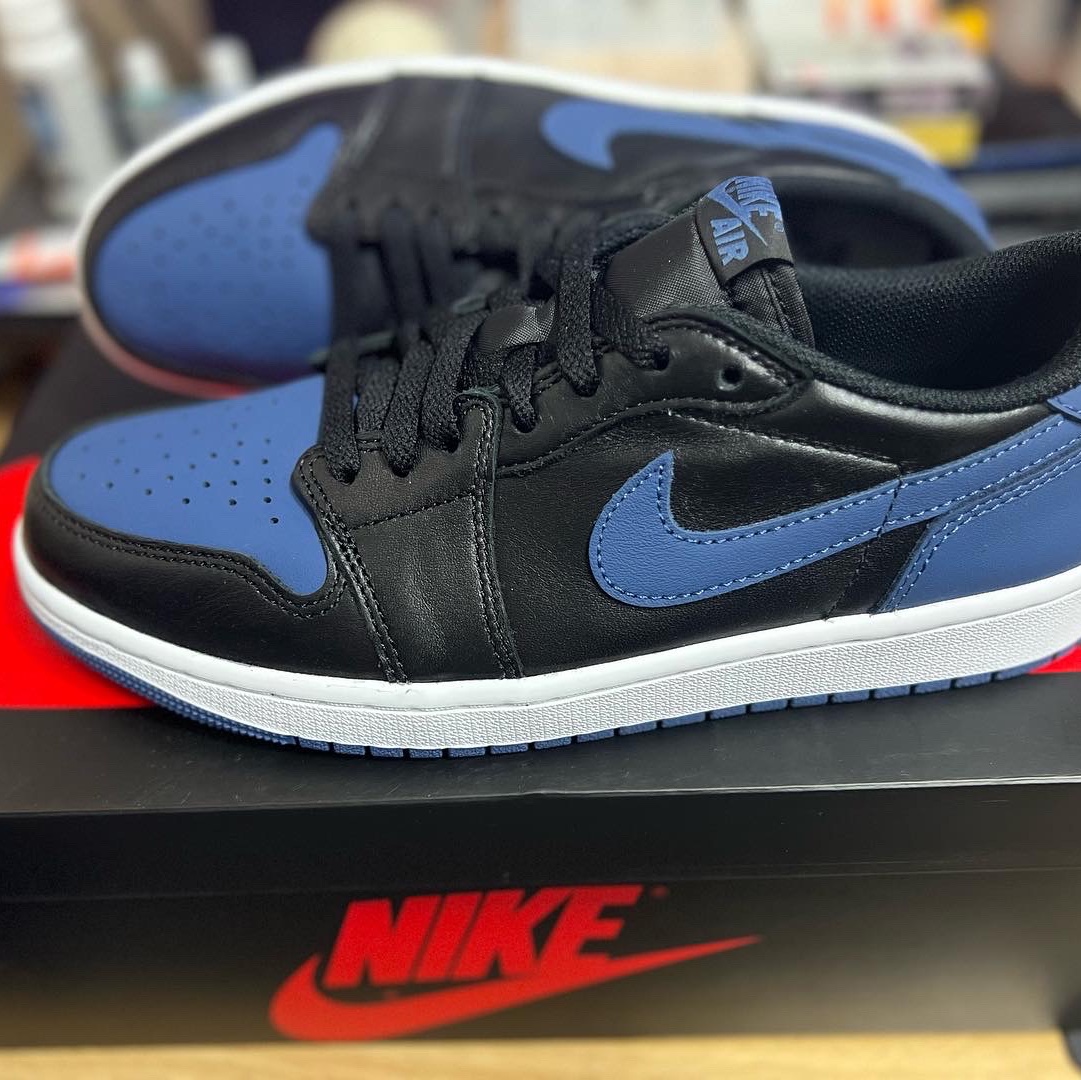 Jordan 1 Retro Low OG Mystic Navy 착용 스타일 - 1