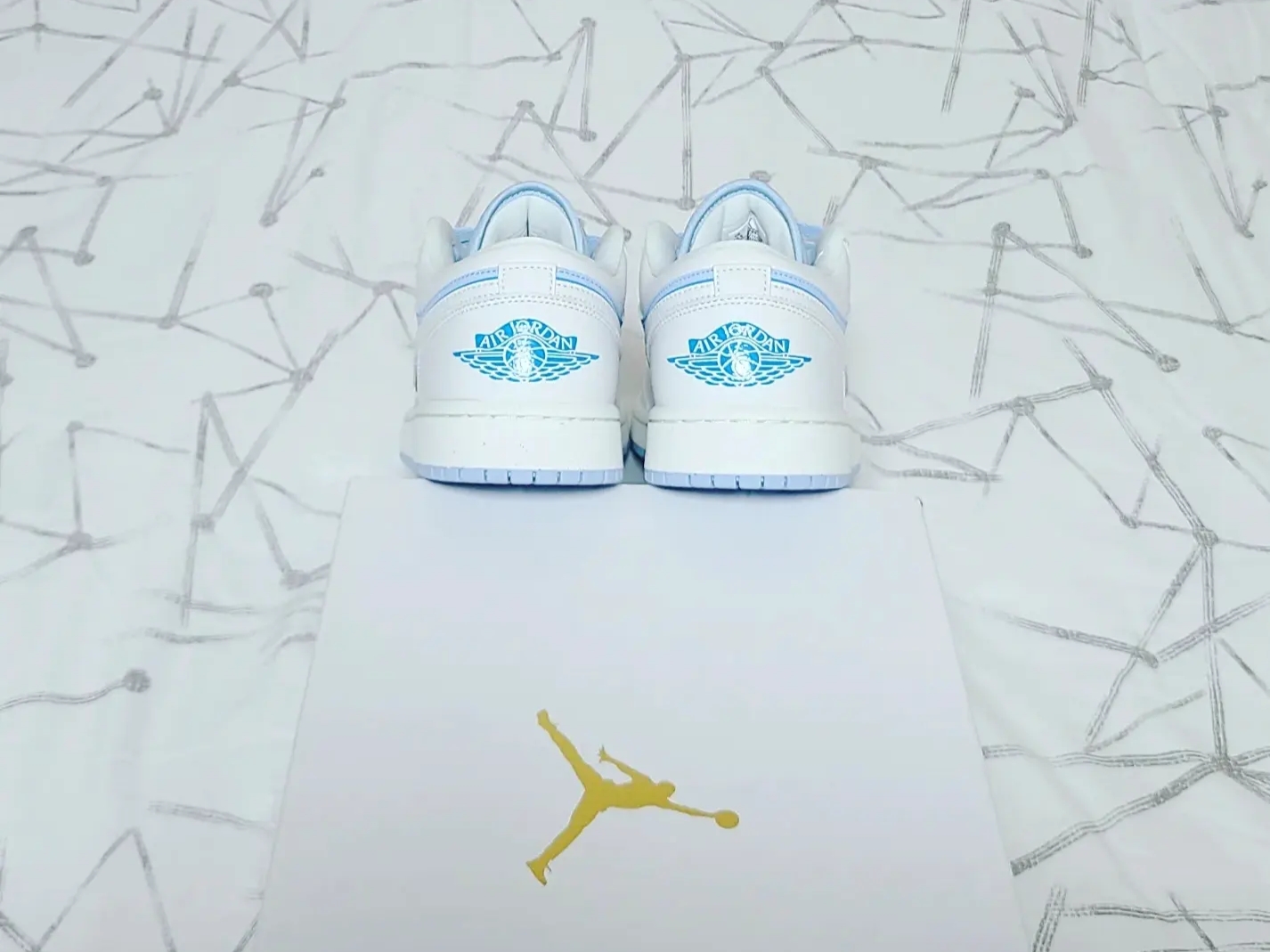 (W) Jordan 1 Low SE Sail Ice 착용 스타일 - 5