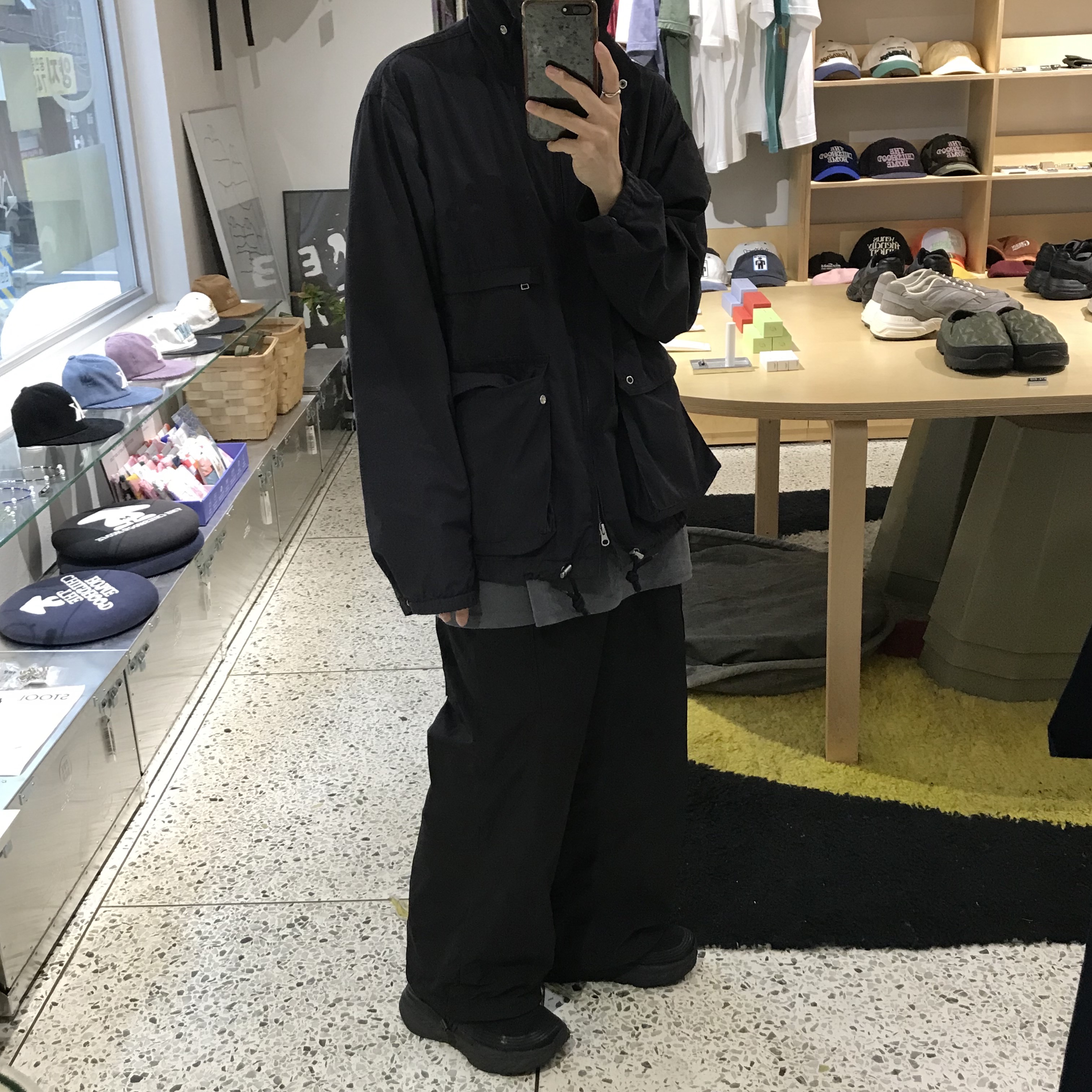 (W) Hoka Bondi 6 Black - Wide 착용 스타일