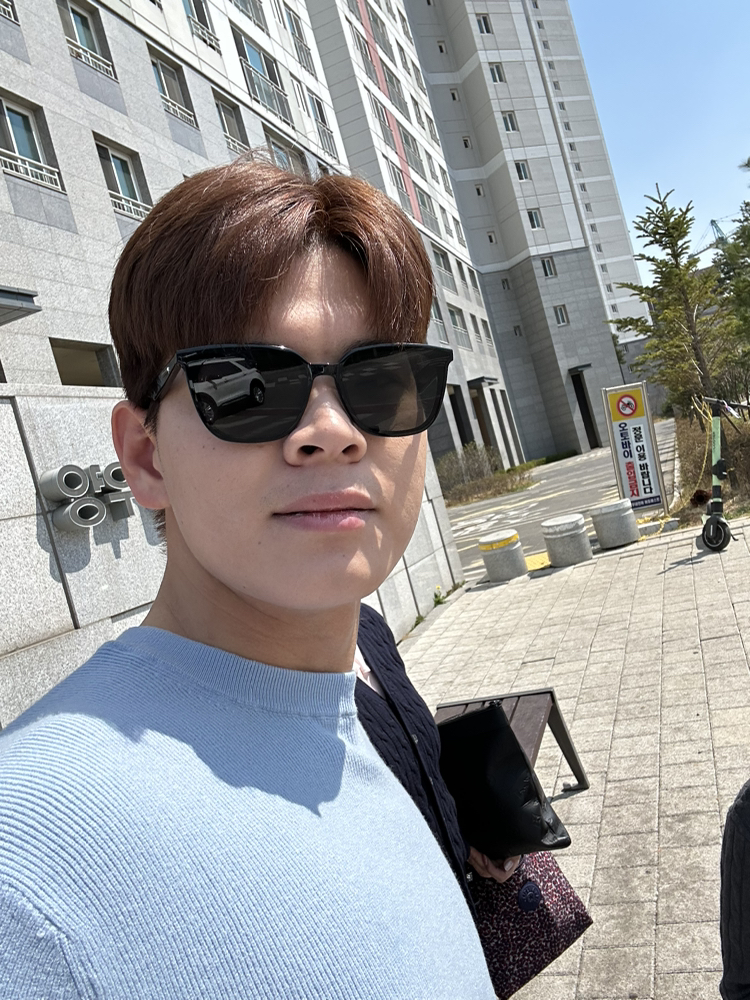 KREAM 프로필 이미지