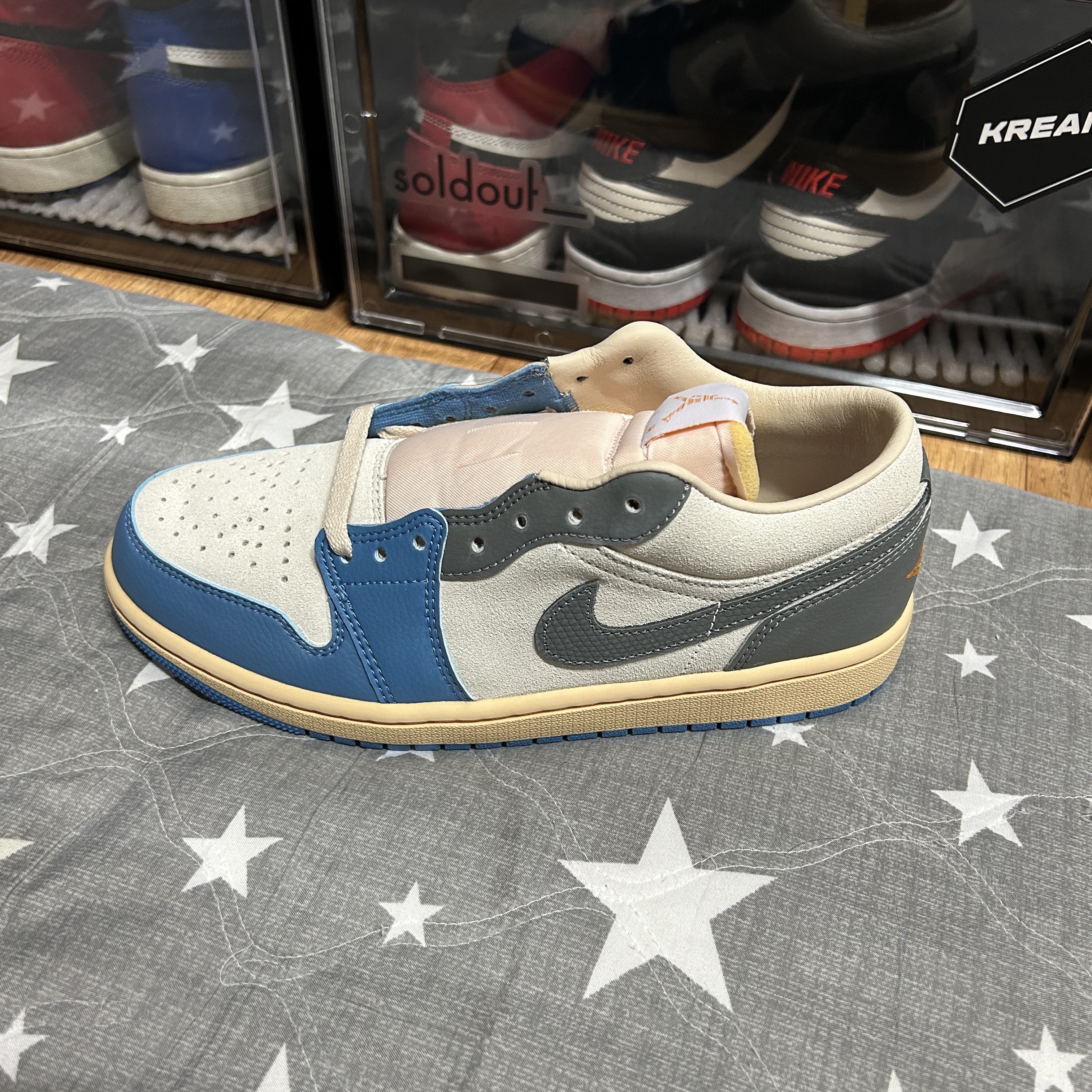 Jordan 1 Low SE Tokyo 96 착용 스타일 - 2