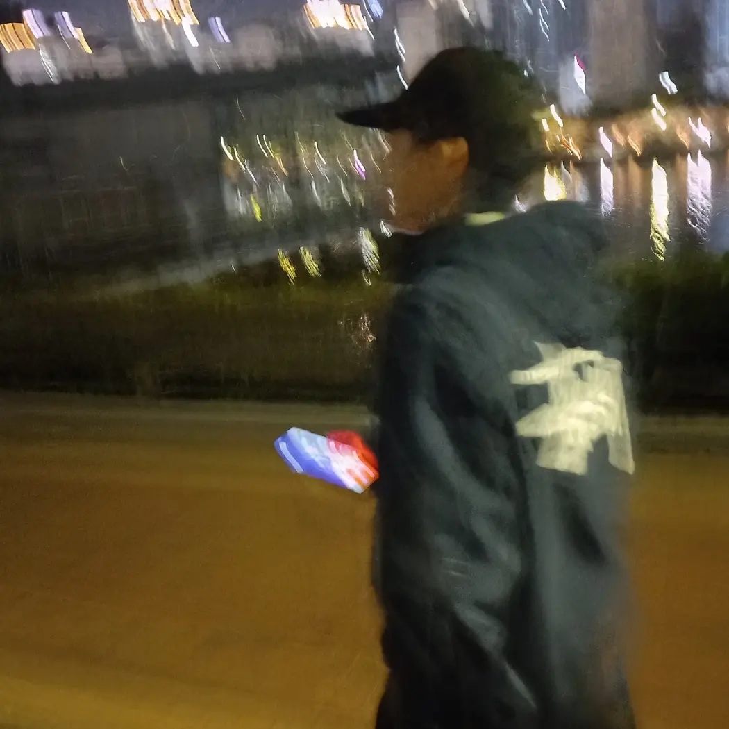 Stussy Basic Stussy Hoodie Navy 2022 착용 스타일