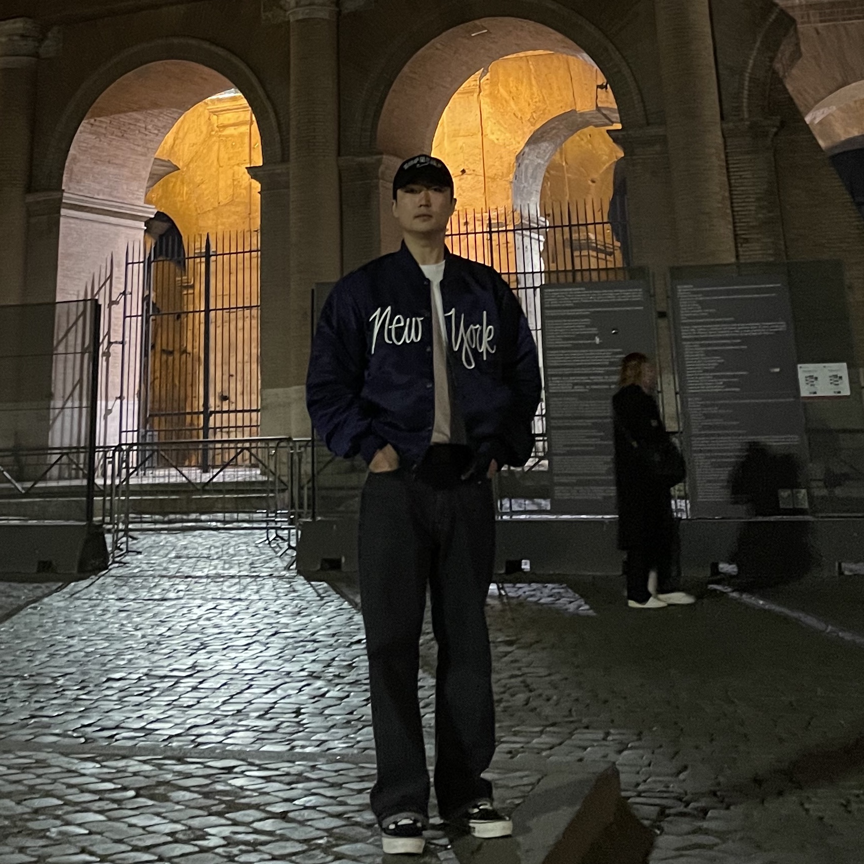 Stussy NY Chapter Satin Varsity Jacket Navy, Our Legacy Third Cut Supergrey Wash 착용 스타일