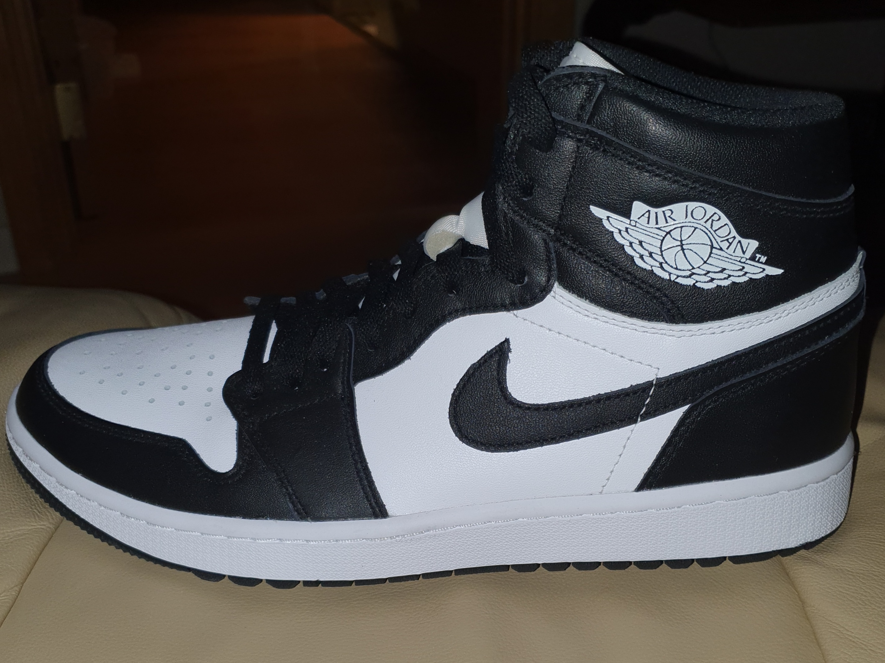 Jordan 1 High 85 Black White 착용 스타일