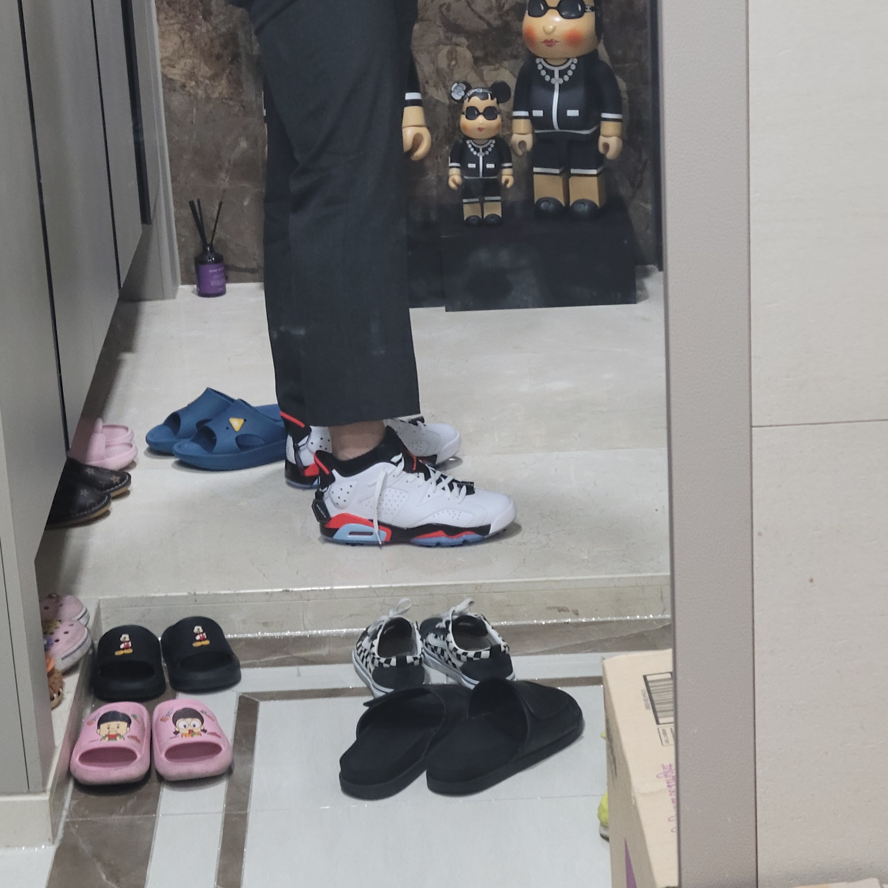 Jordan 6 Retro Low Golf White Infrared 23 착용 스타일 - 3