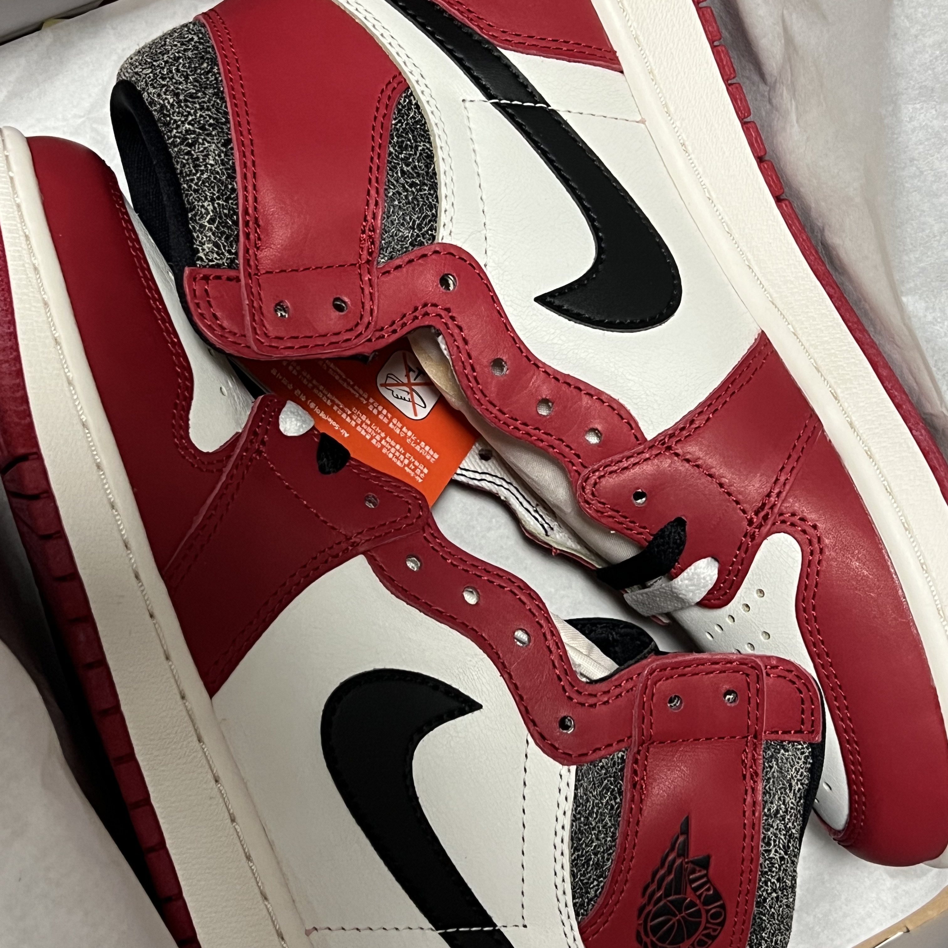 Jordan 1 Retro High OG Chicago 2022, Jordan 1 Retro High OG Taxi 착용 스타일 - 1