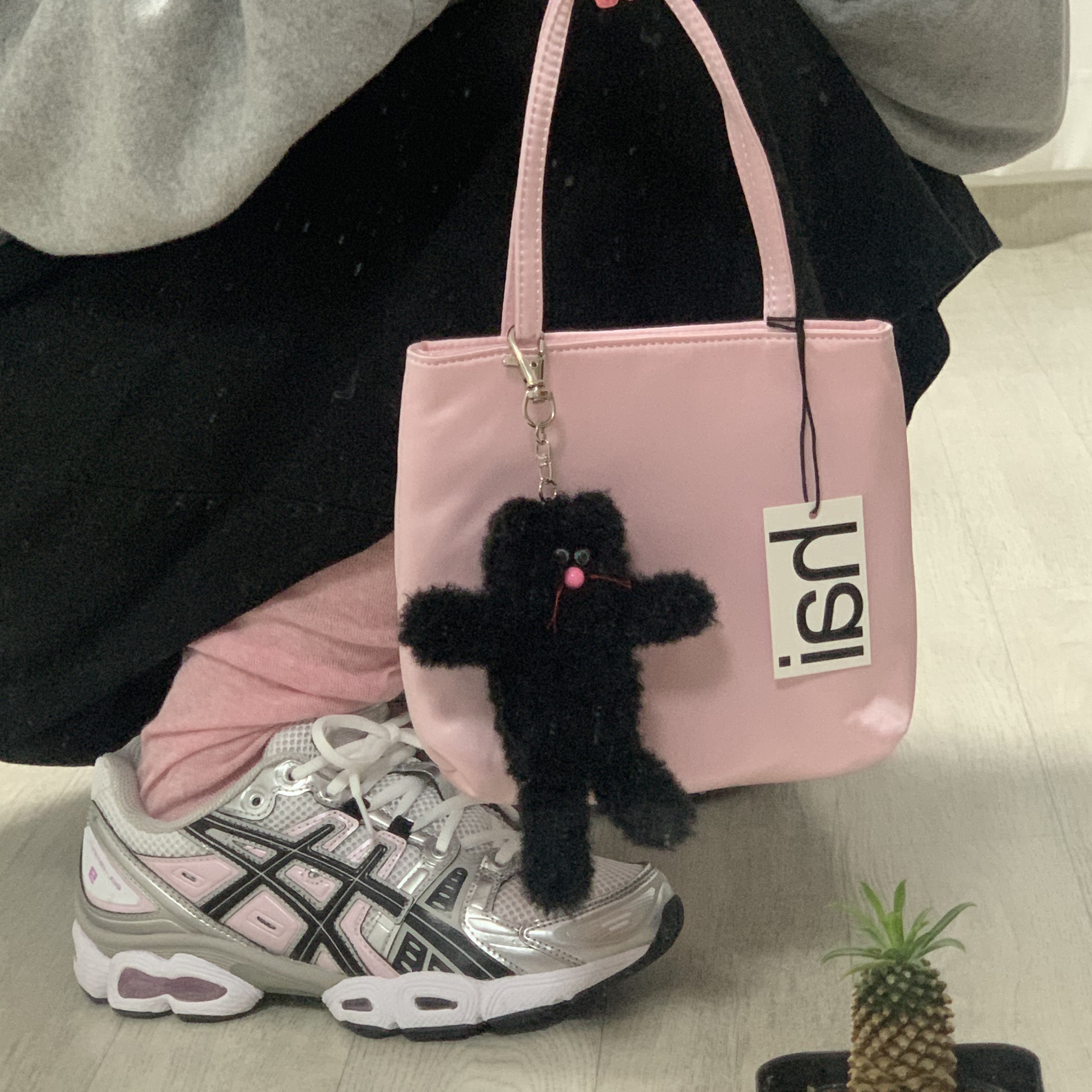 (W) Asics Gel-Nimbus 9 White Black 착용 스타일