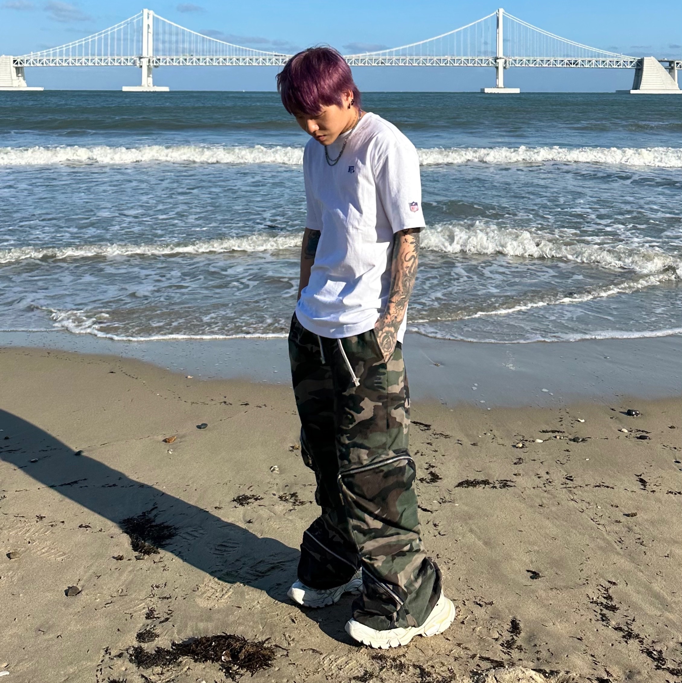 Balenciaga Track.2 Sneakers White 착용 스타일 - 2