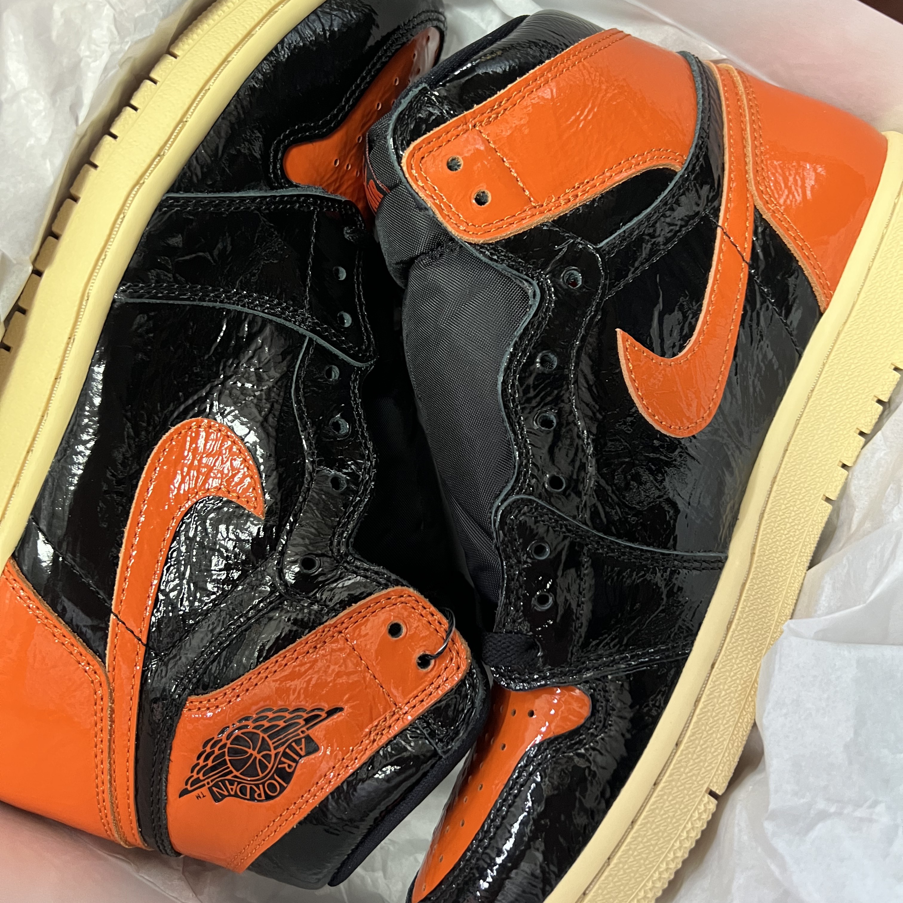 Jordan 1 Retro High OG Chicago 2022, Jordan 1 Retro High OG Taxi 착용 스타일 - 3