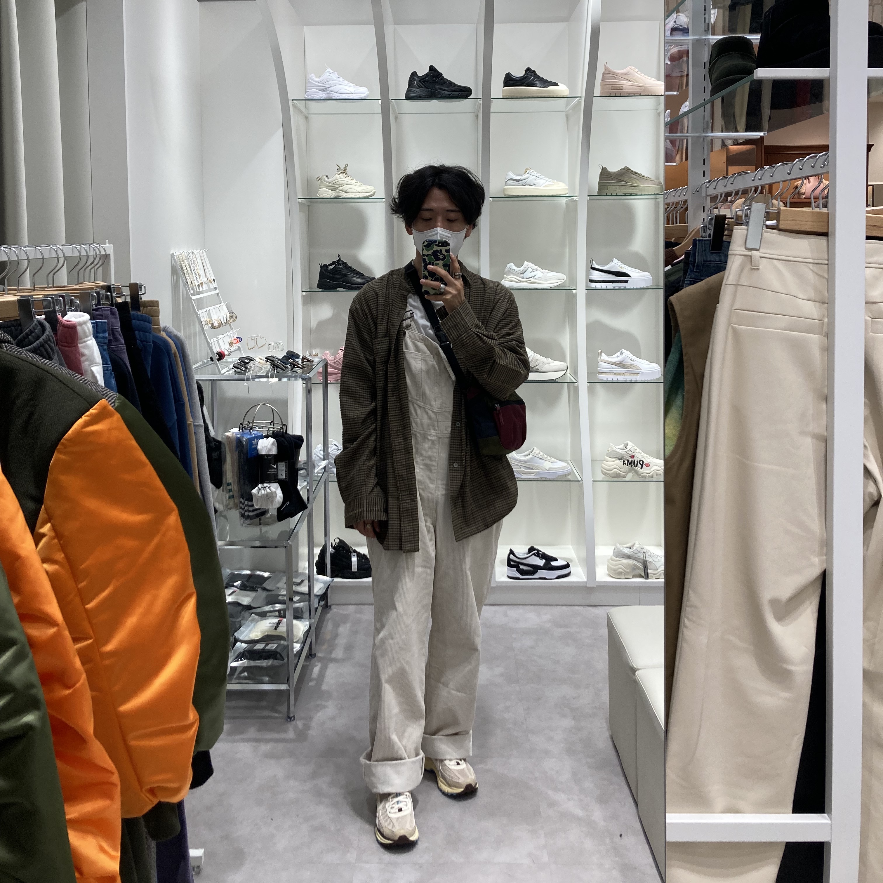 (W) Nike Zoom Vomero 5 Oatmeal 착용 스타일 - 1
