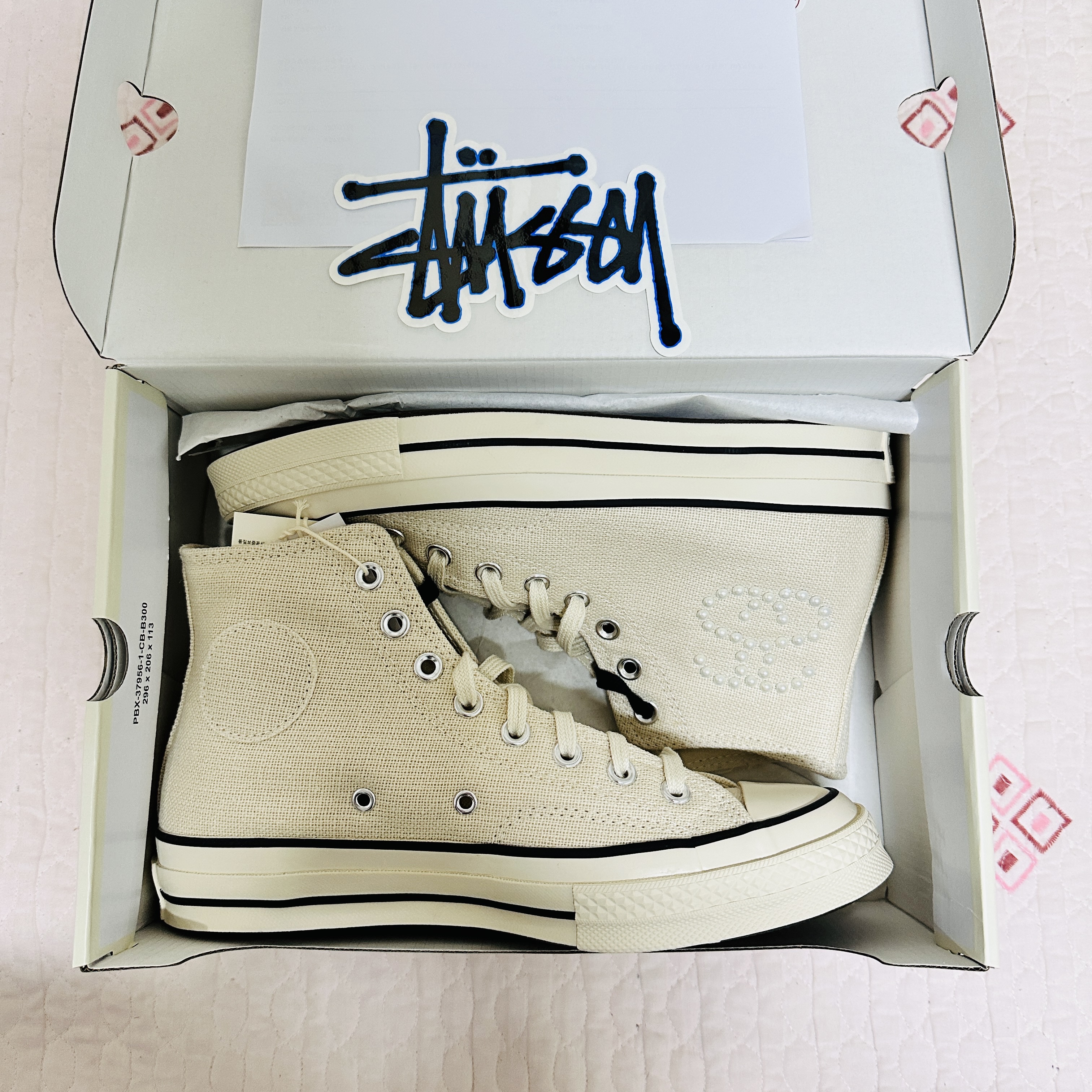 Converse x Stussy Chuck 70 High Natural Ivory 착용 스타일 - 1