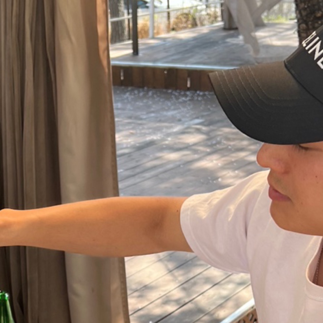 Celine Baseball Cap in Cotton Black 착용 스타일
