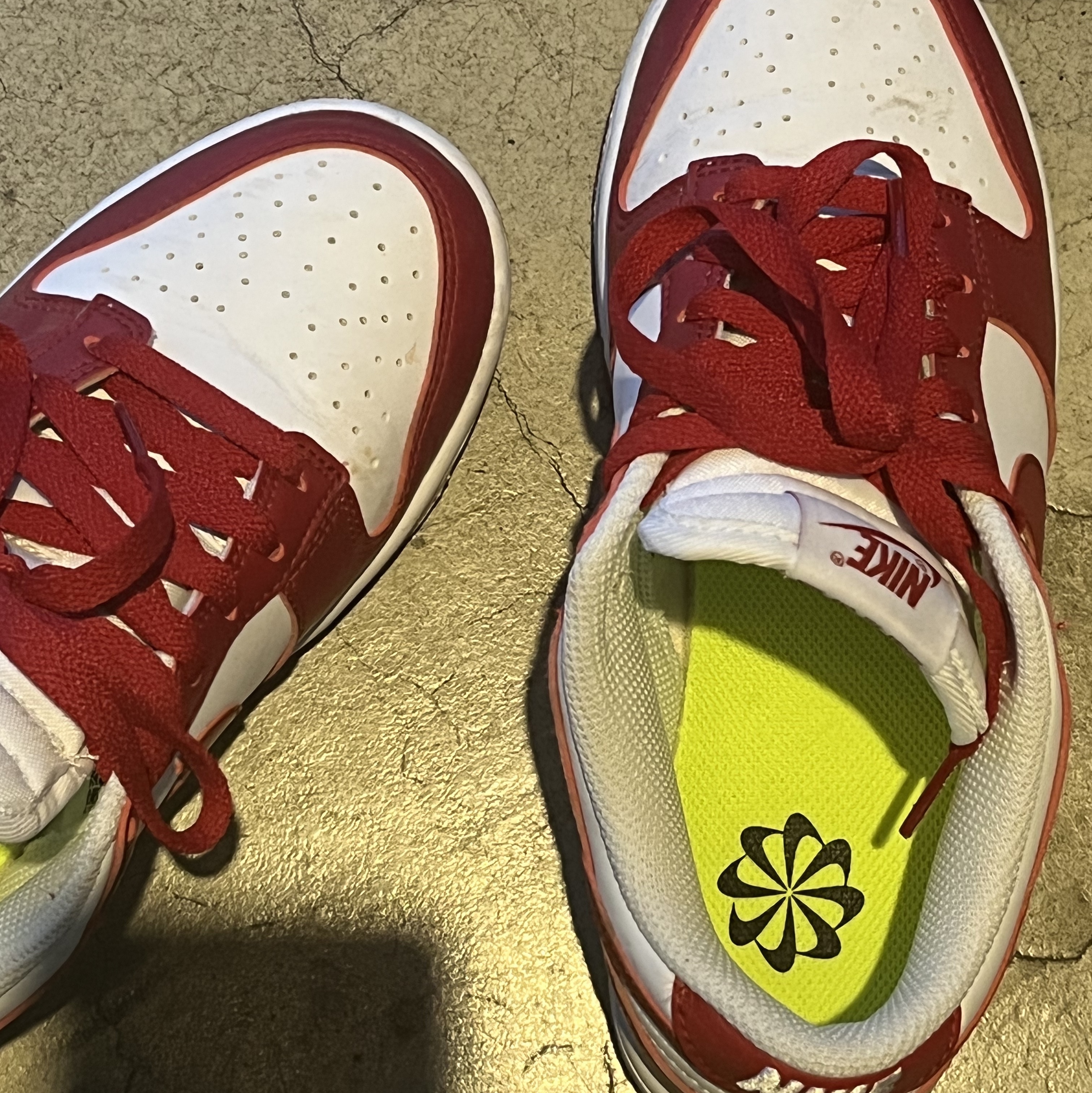 (W) Nike Dunk Low Next Nature Gym Red 착용 스타일 - 1