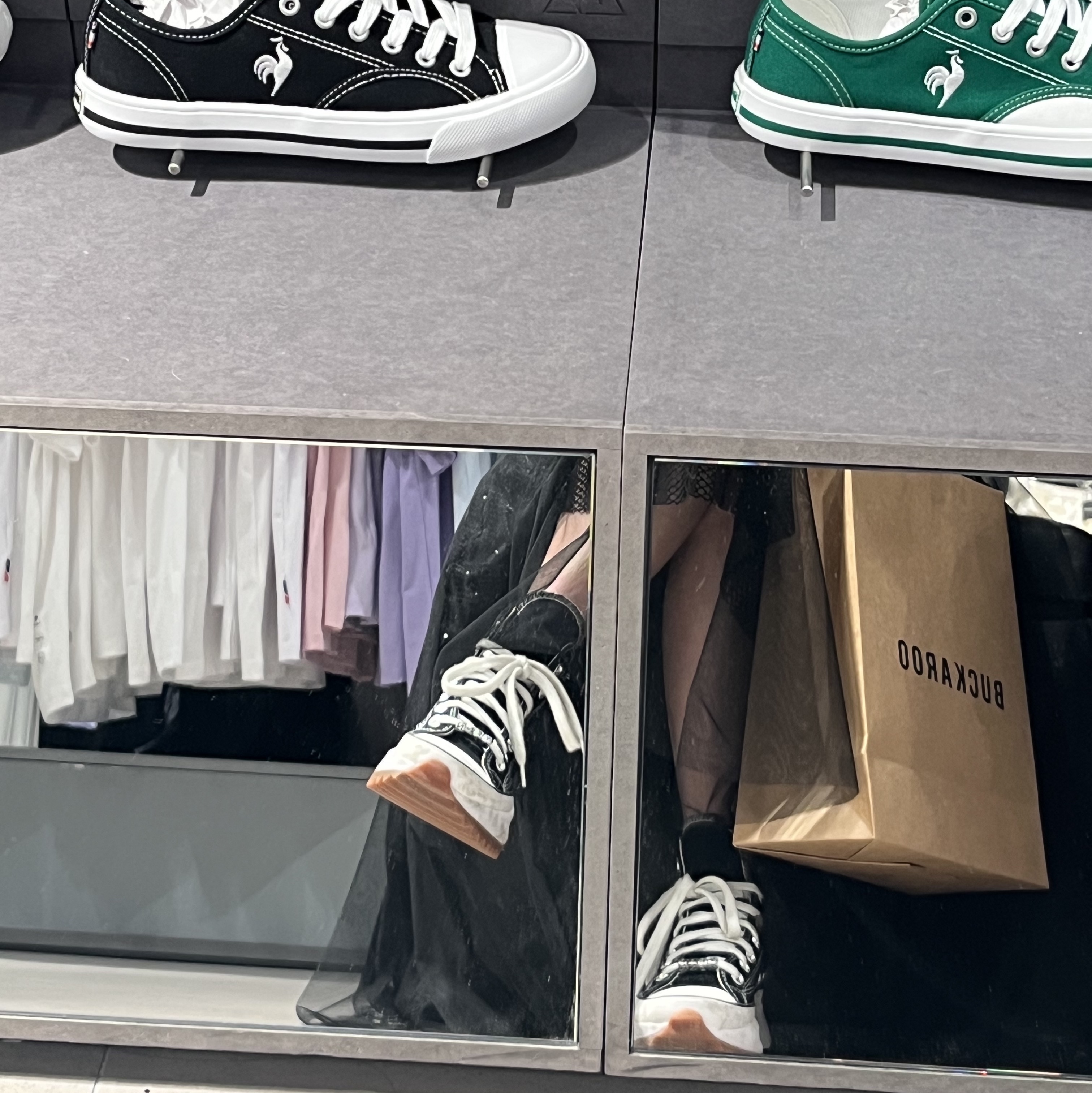 Converse Run Star Hike Hi Black White Gum 착용 스타일