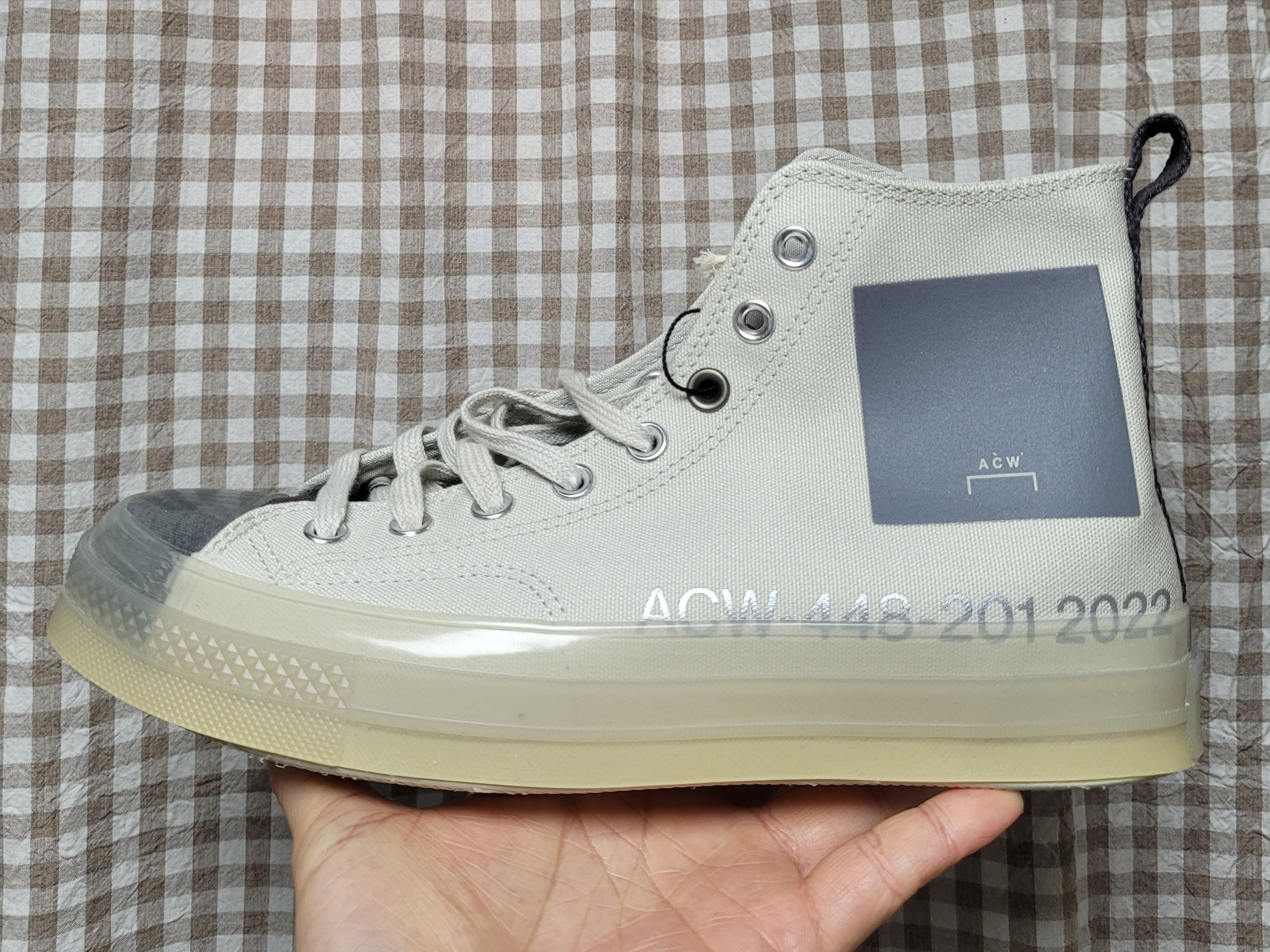Converse x A-Cold-Wall Chuck 70 Hi Silver Birch 착용 스타일