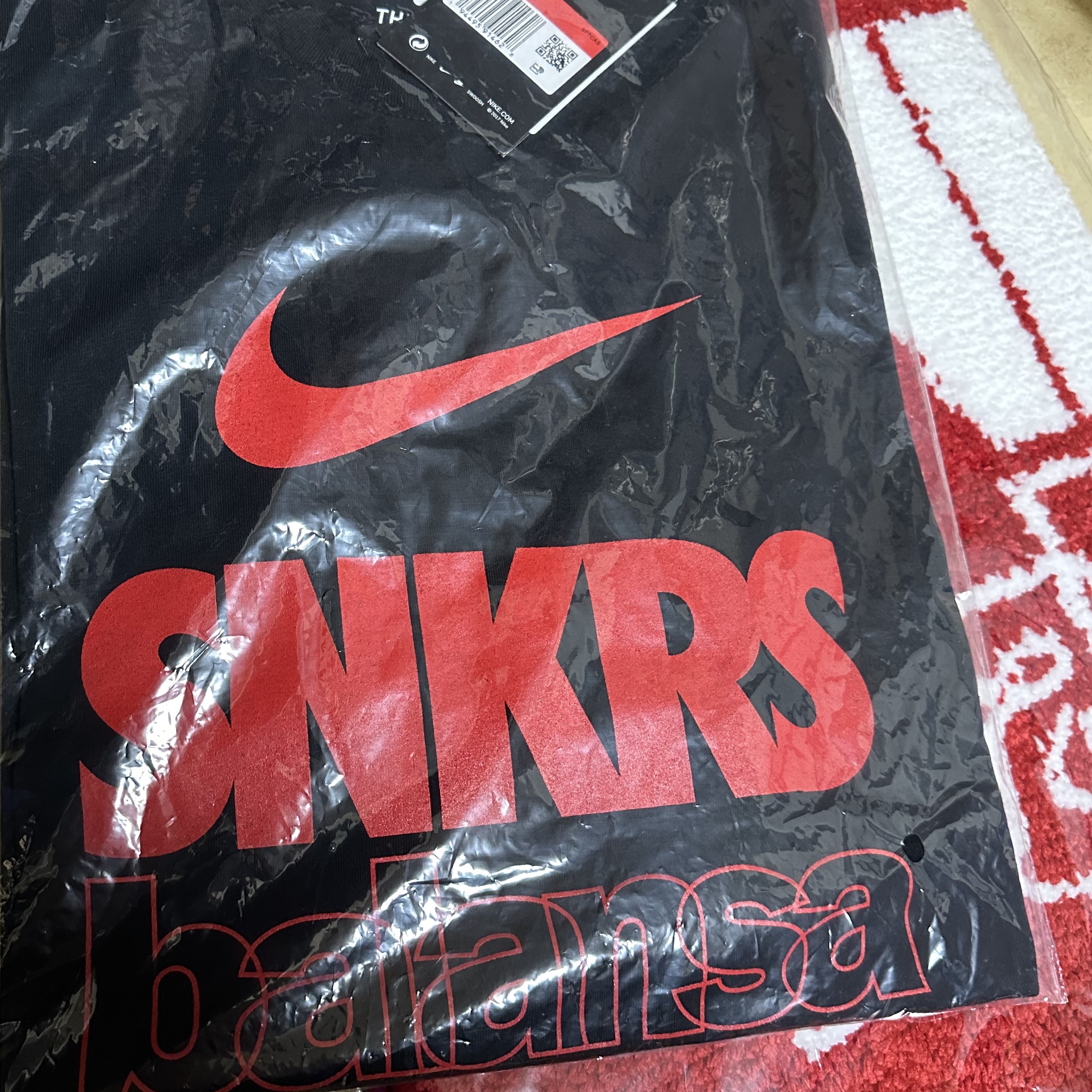 Nike x Balansa SNKRS T-Shirt Black (CZ6366-010) 착용 스타일