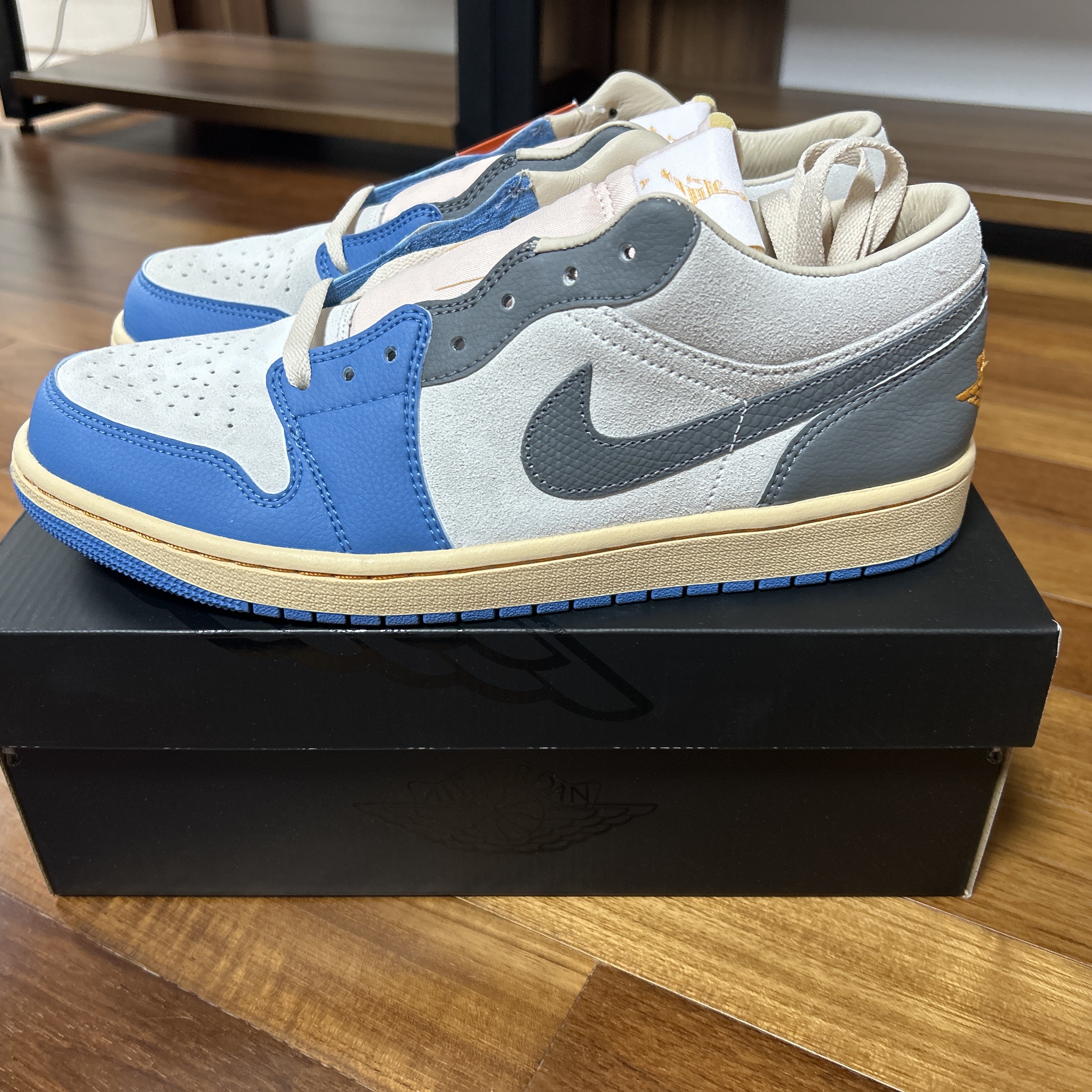 Jordan 1 Low SE Tokyo 96 착용 스타일