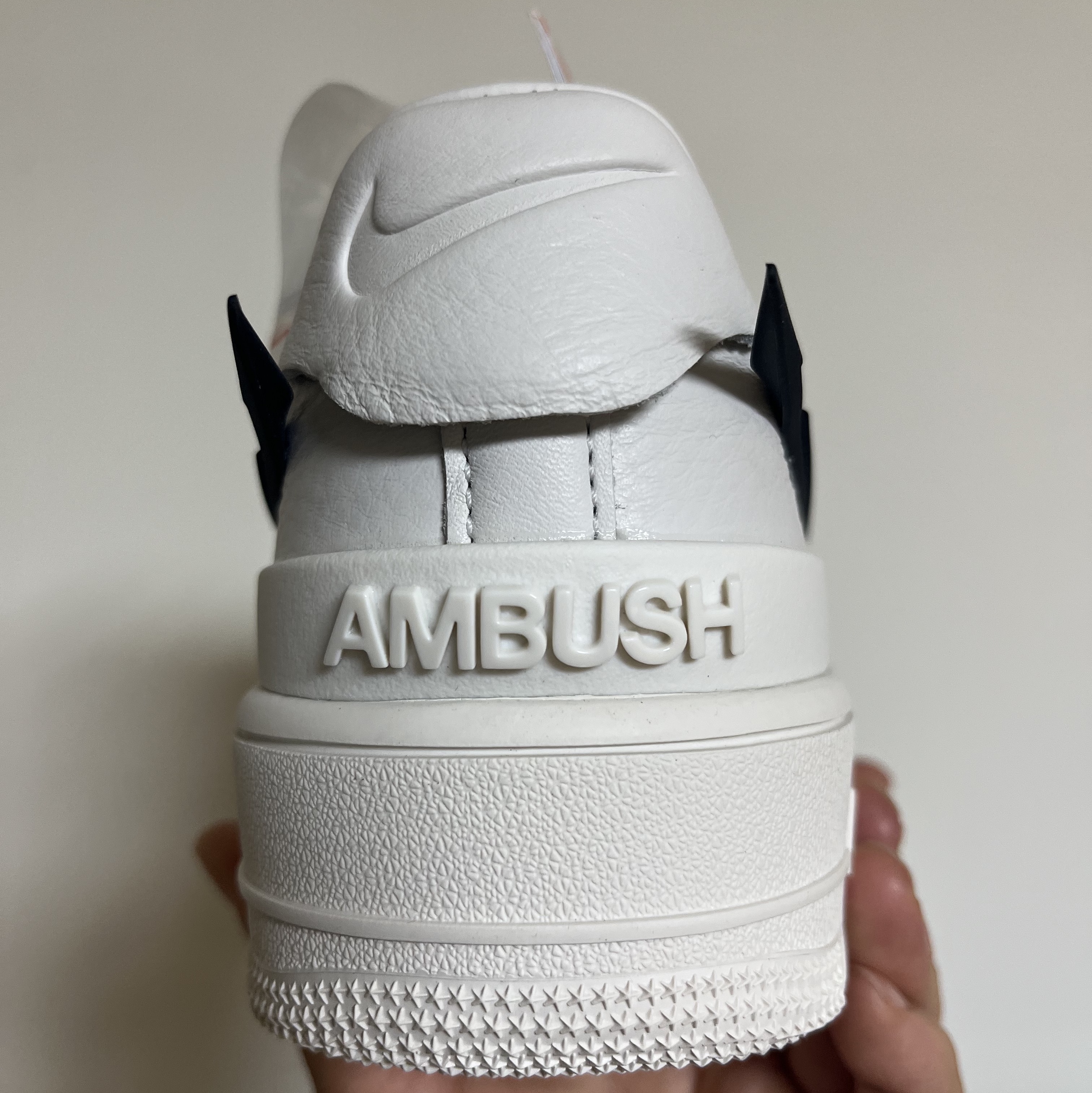 Nike x Ambush Air Force 1 Low SP Phantom 착용 스타일 - 3