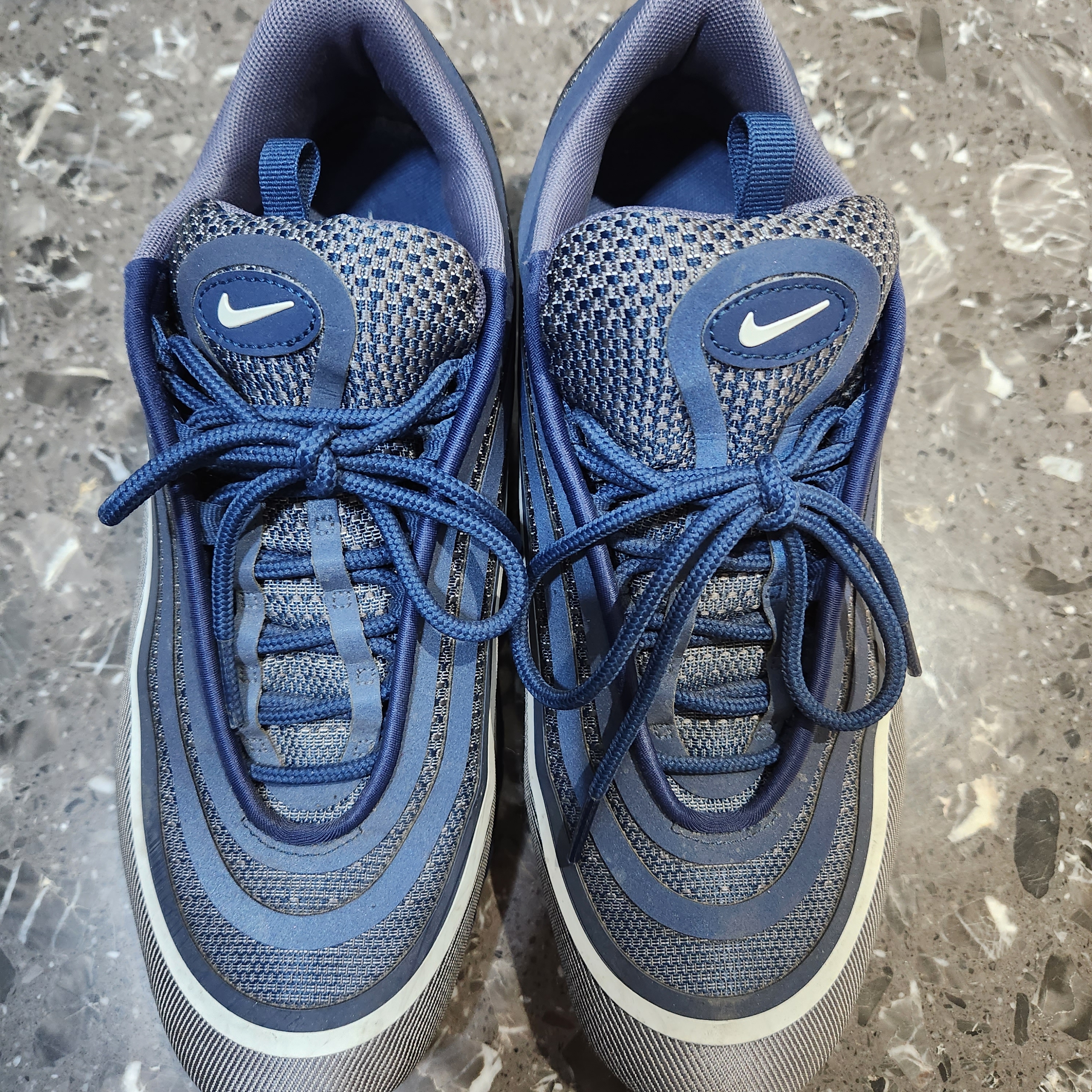 Nike Air Max 97 Ultra 17 Midnight Navy 착용 스타일