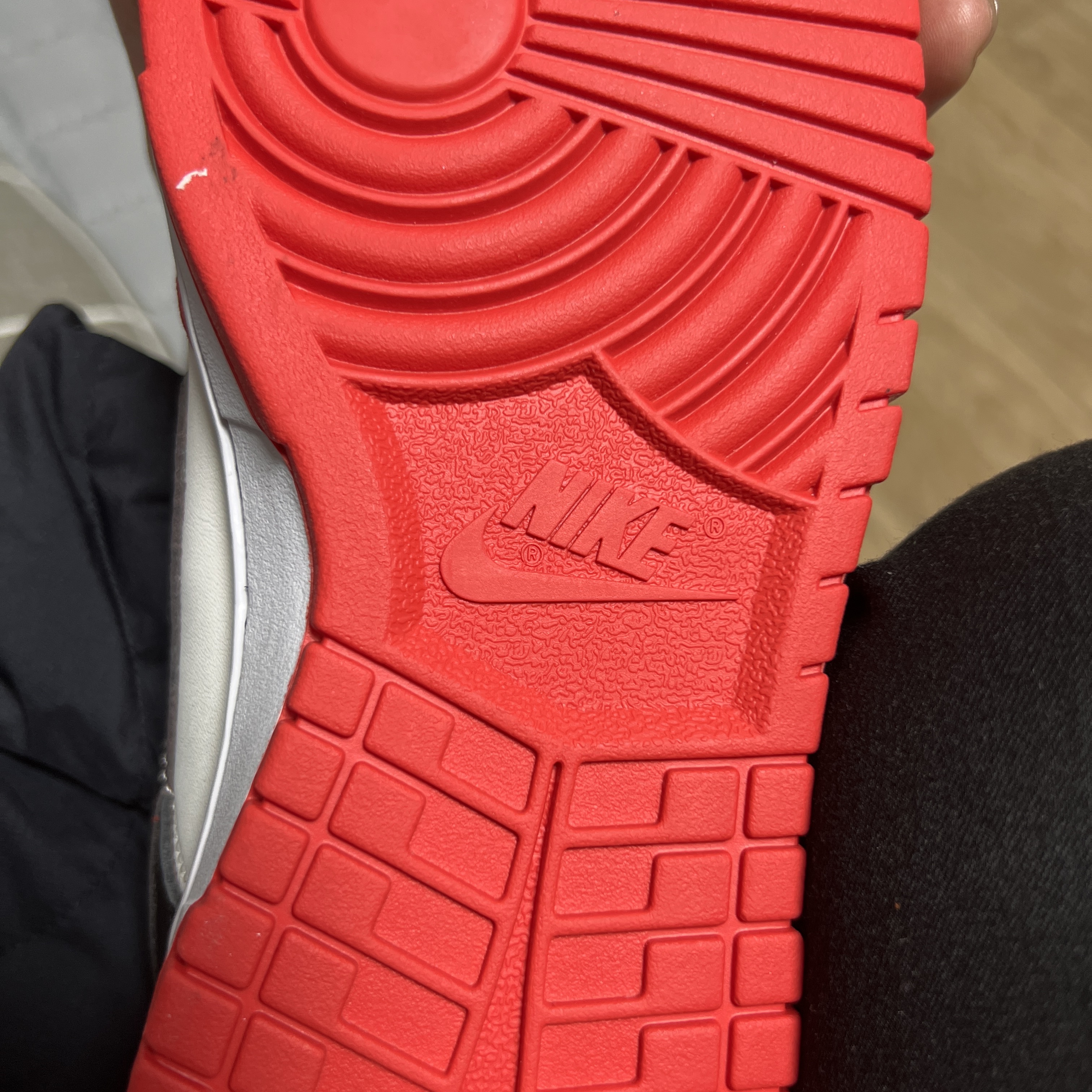 Nike x NBA Dunk Low Retro EMB Black and Chile Red 착용 스타일