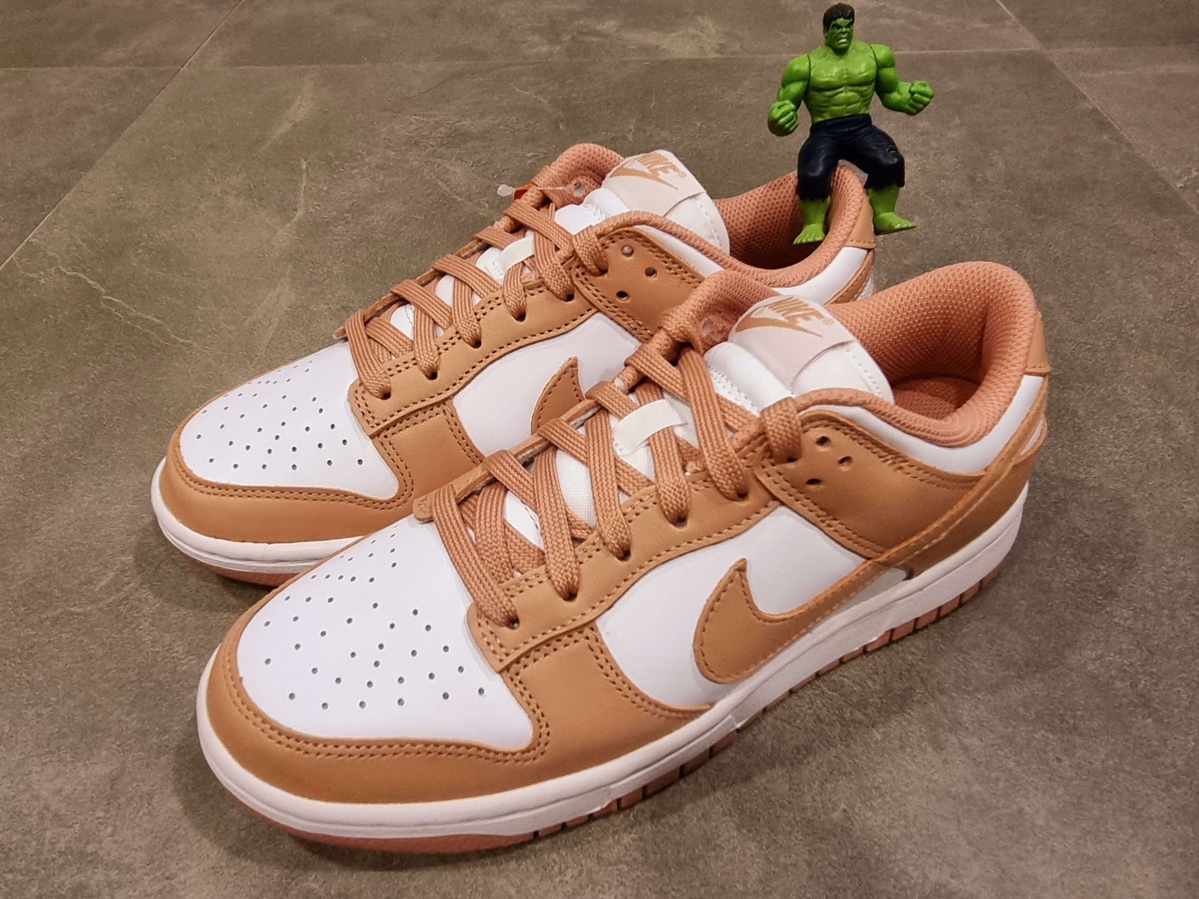 (W) Nike Dunk Low Rose Whisper 착용 스타일 - 1