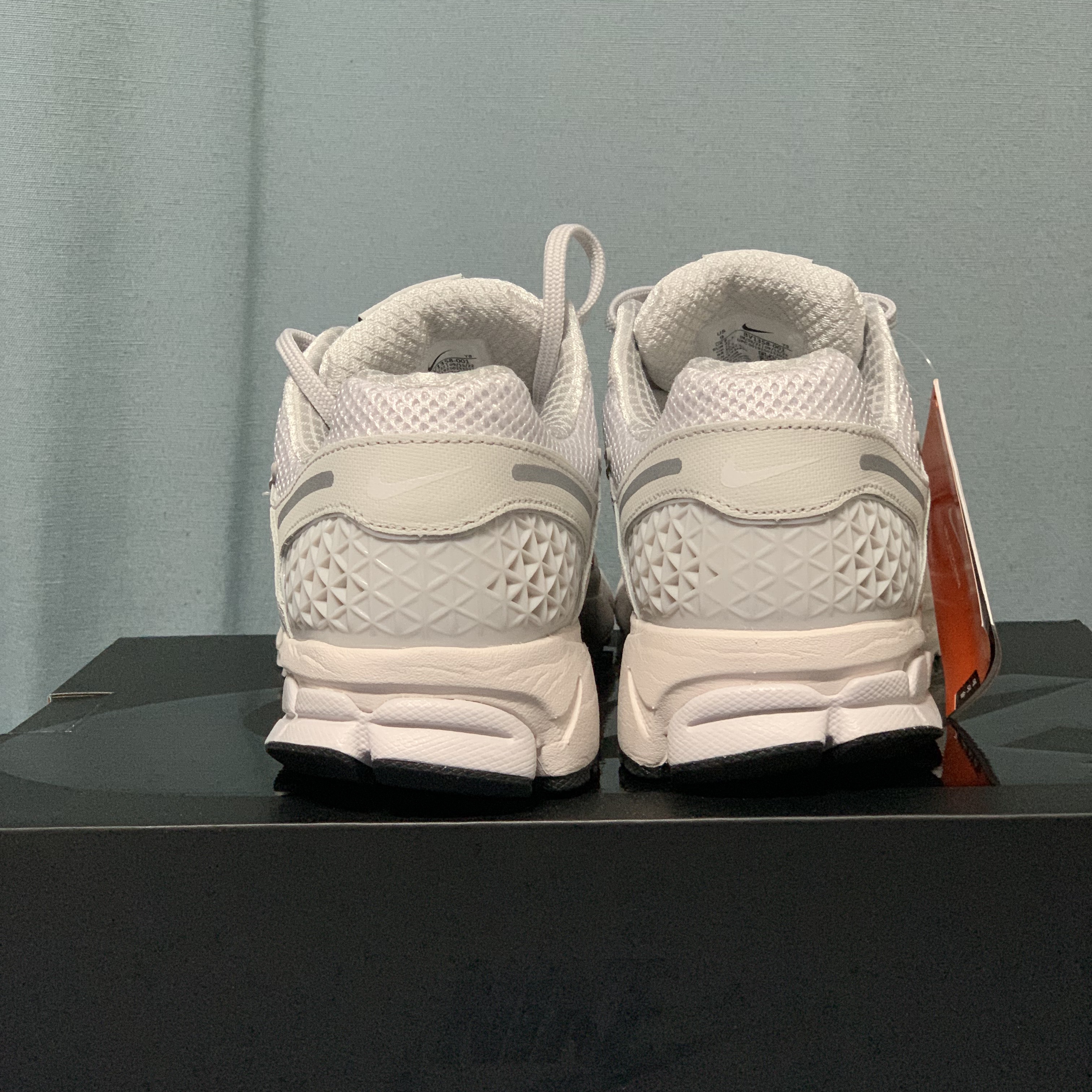 Nike Zoom Vomero 5 SP Vast Grey 2023 착용 스타일 - 4