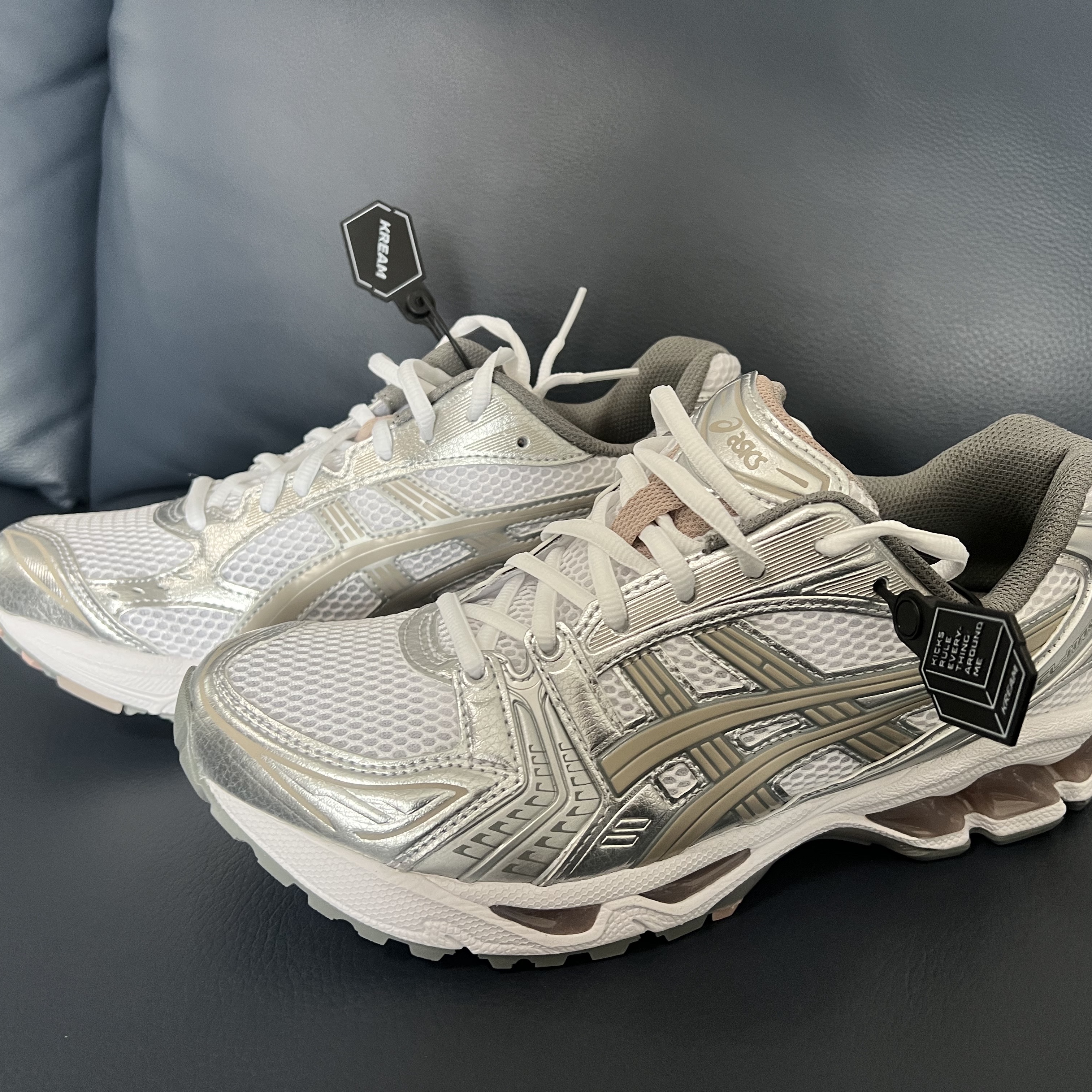 (W) Asics Gel-Kayano 14 White Moonrock 착용 스타일 - 4
