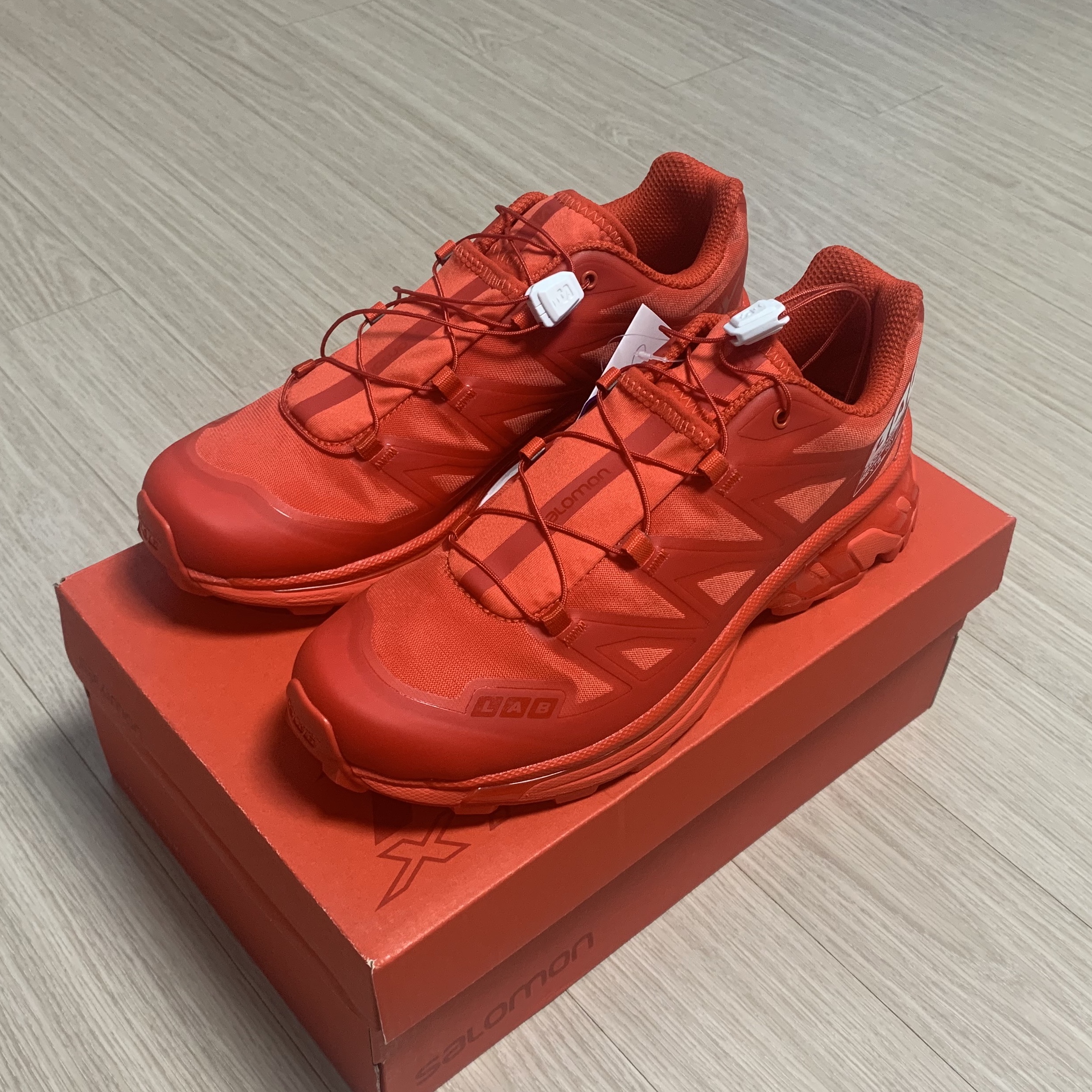 Salomon XT-6 10th Anniversary Fiery Red 착용 스타일 - 5