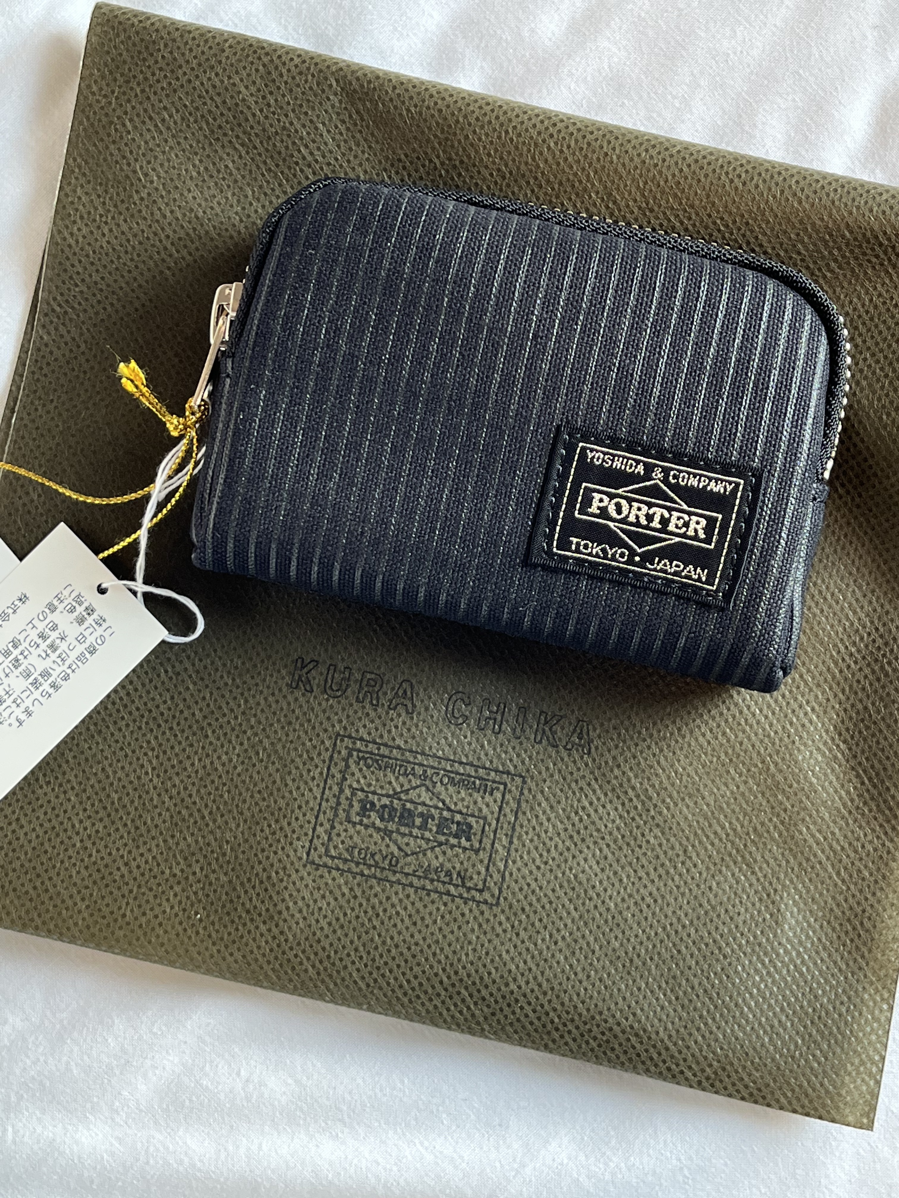 Porter Drawing Coin Key Case Black 착용 스타일 - 2