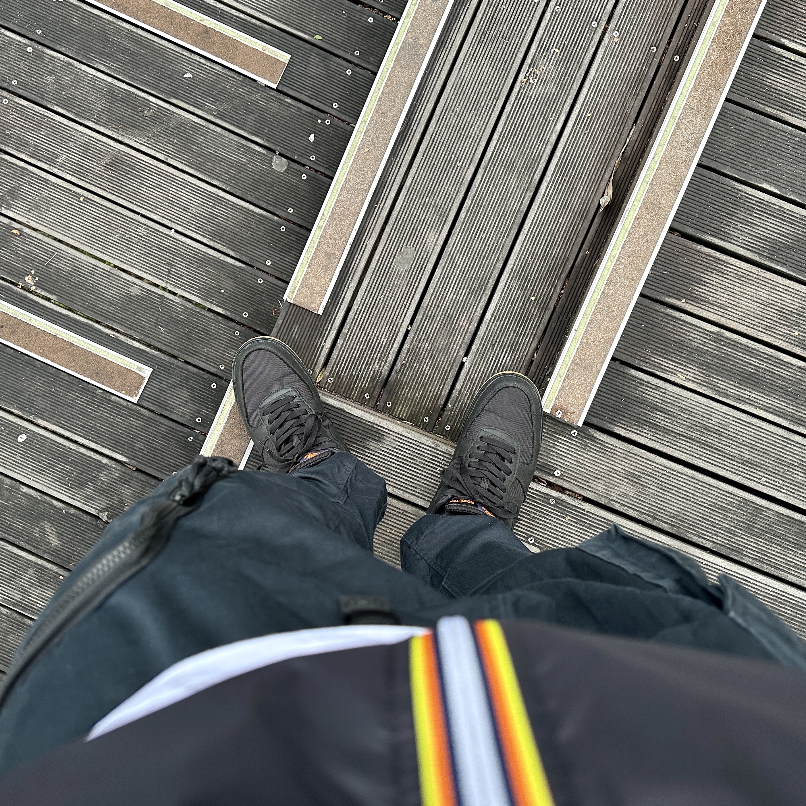 Nike Air Force 1 Low Gore-Tex Black Light Carbon, Nike ACG Cargo Pants Black - US/EU 착용 스타일 - 3