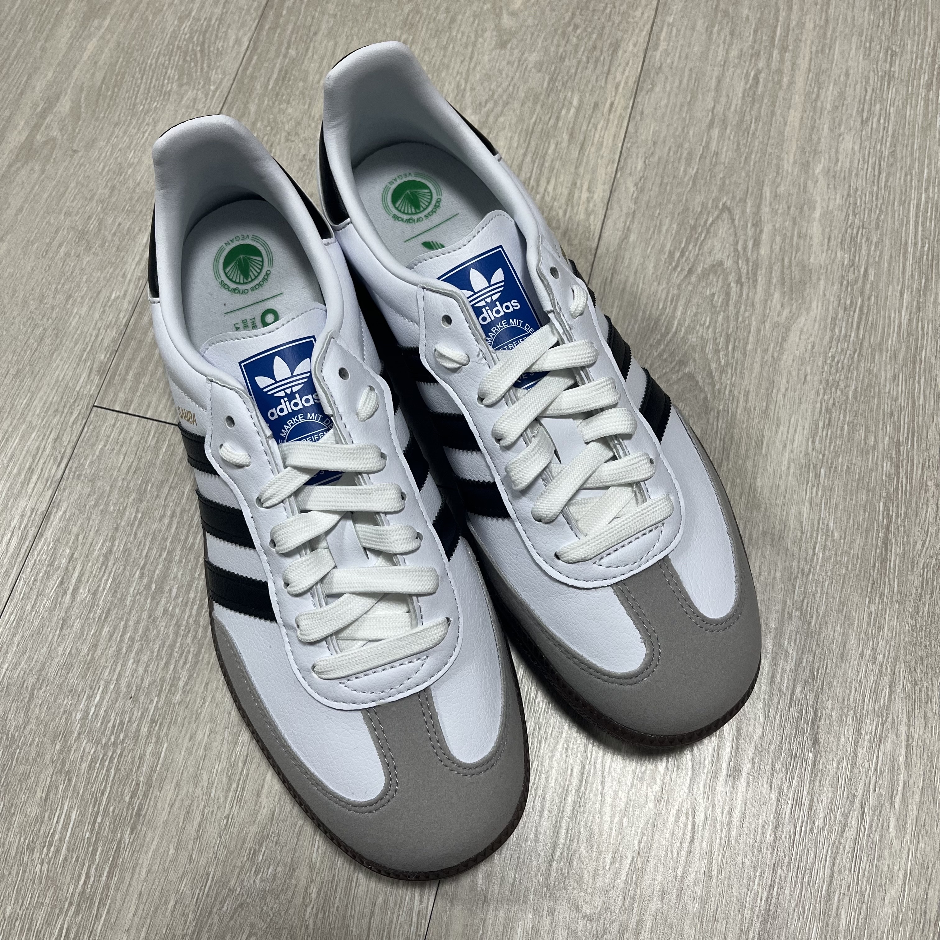 Adidas Samba Vegan White Black 착용 스타일 - 1