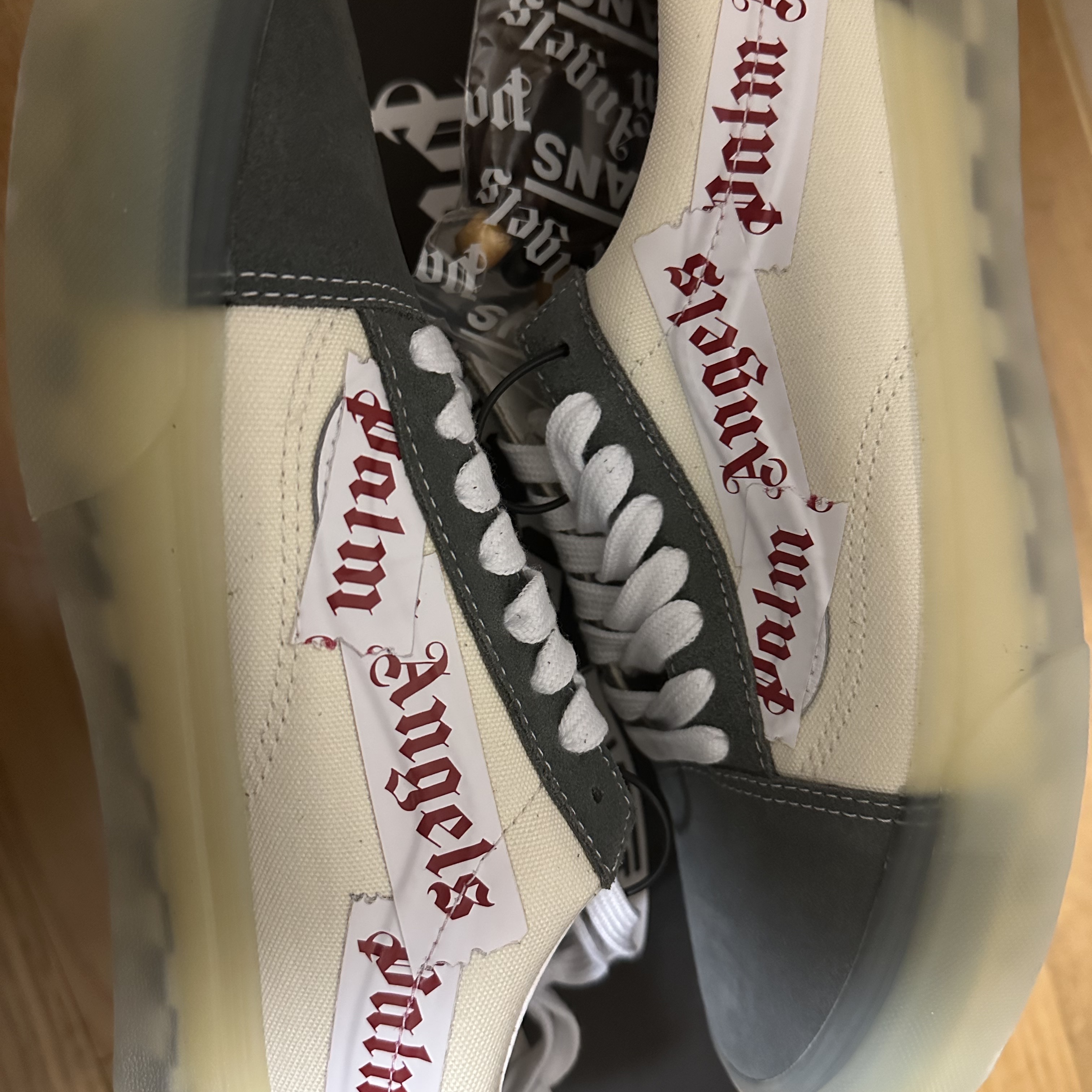 Vans Vault x Palm Angels Old Skool VLT LX Pewter 착용 스타일