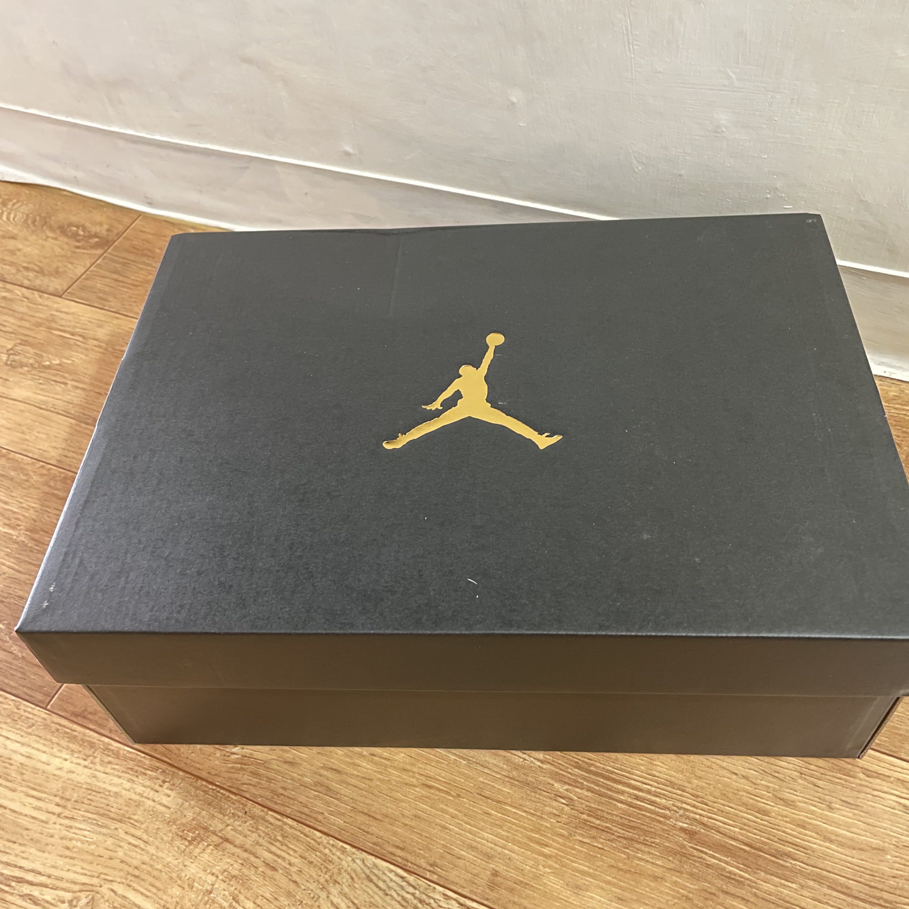 Jordan 1 Mid Bred Banned 2020 착용 스타일 - 4