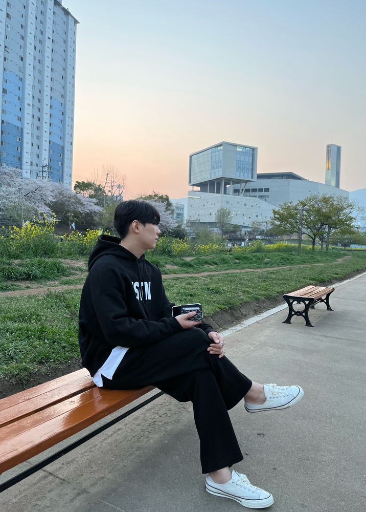 KREAM 프로필 이미지