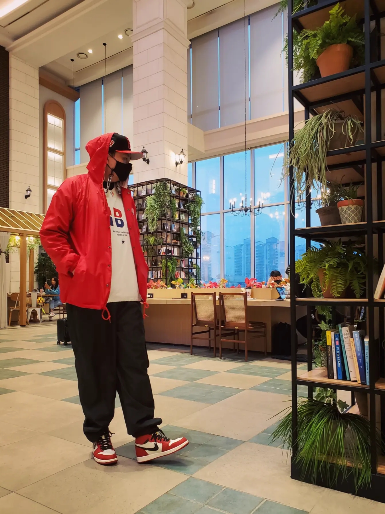 Jordan 1 Retro High OG Chicago 2022 착용 스타일 - 3