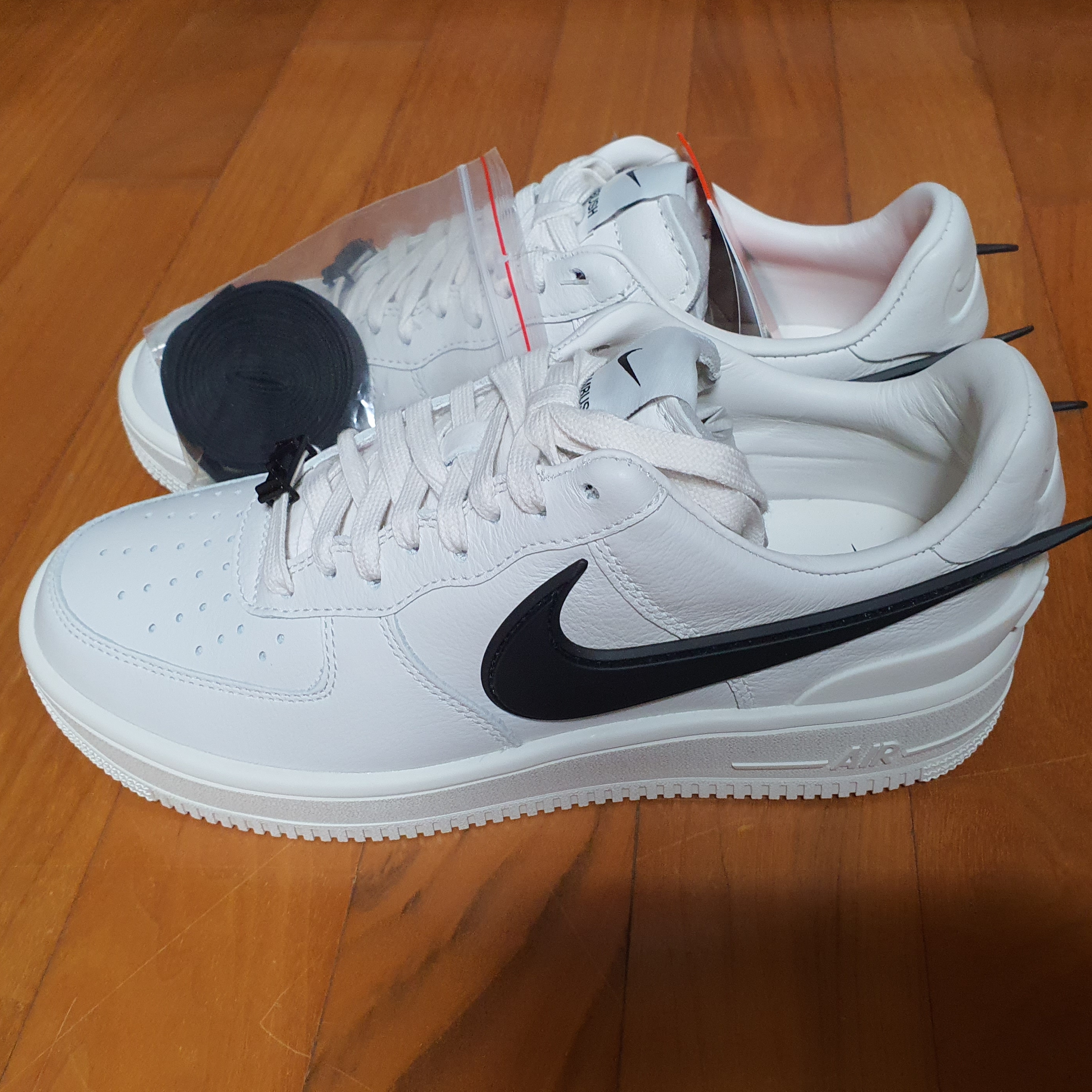 Nike x Ambush Air Force 1 Low SP Phantom 착용 스타일