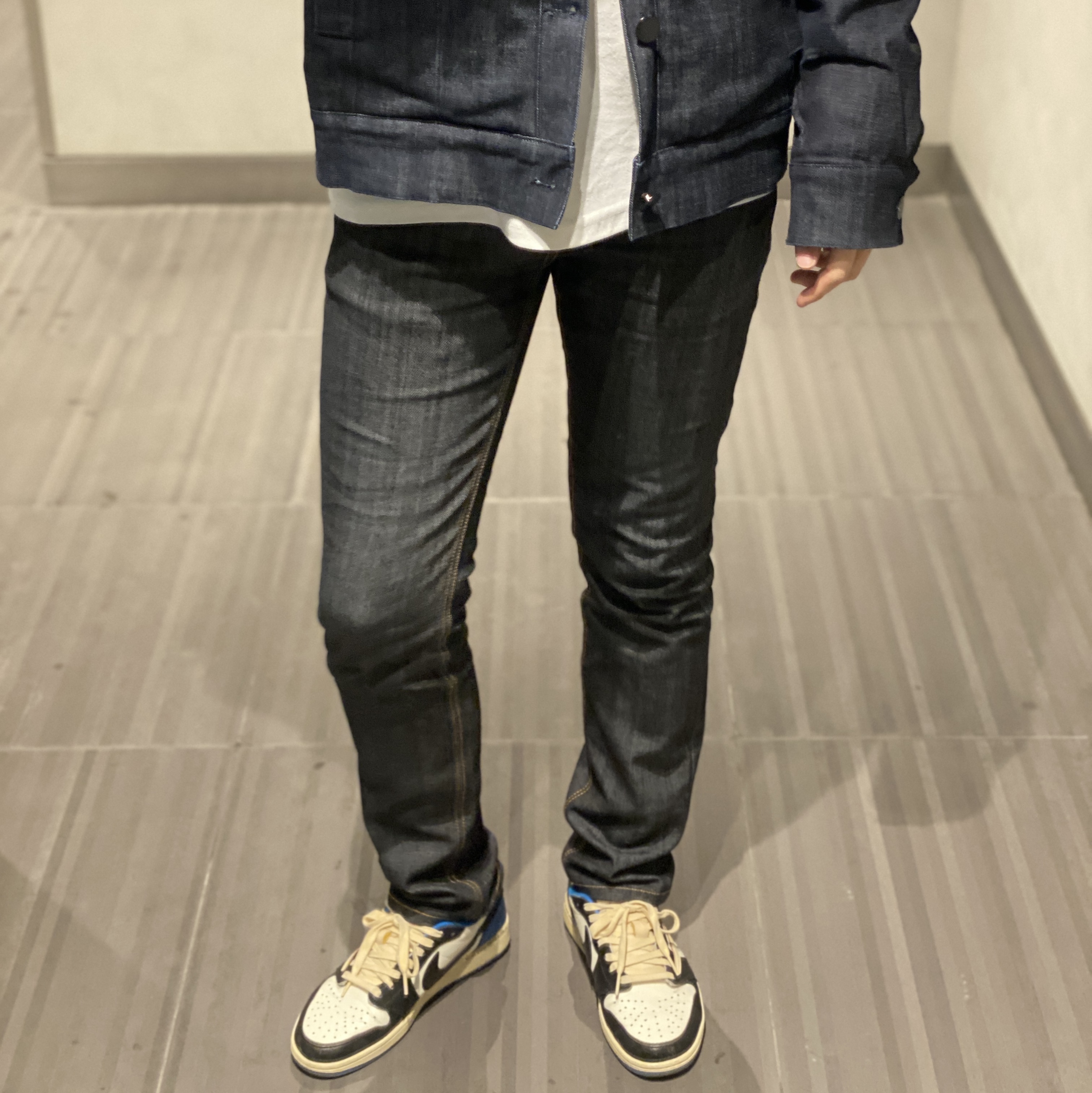 Jordan 1 x Travis Scott x Fragment Retro Low OG SP Military Blue 착용 스타일