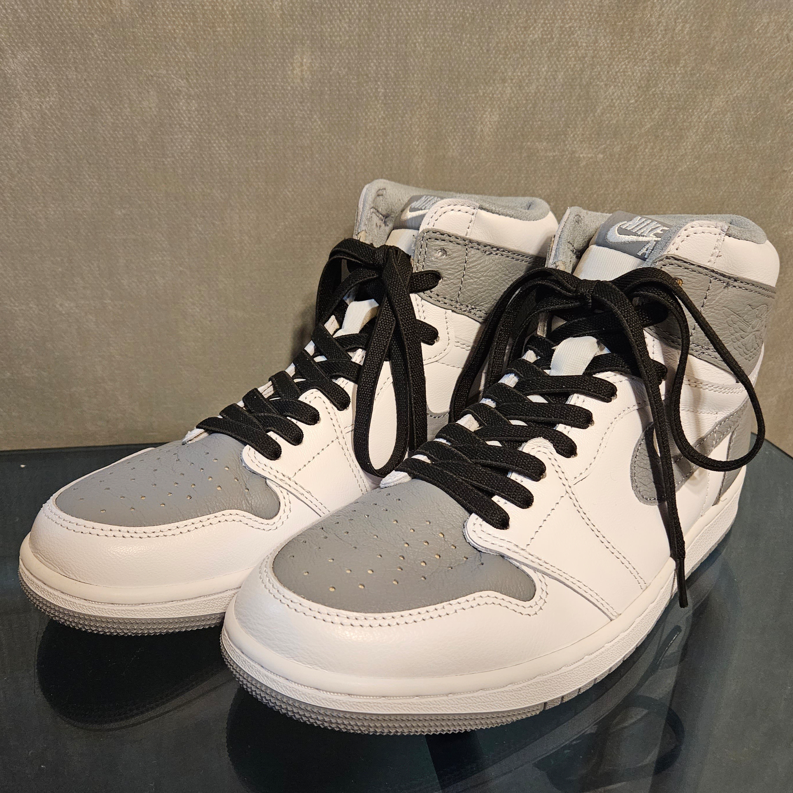 Jordan 1 Retro High OG Stealth 착용 스타일