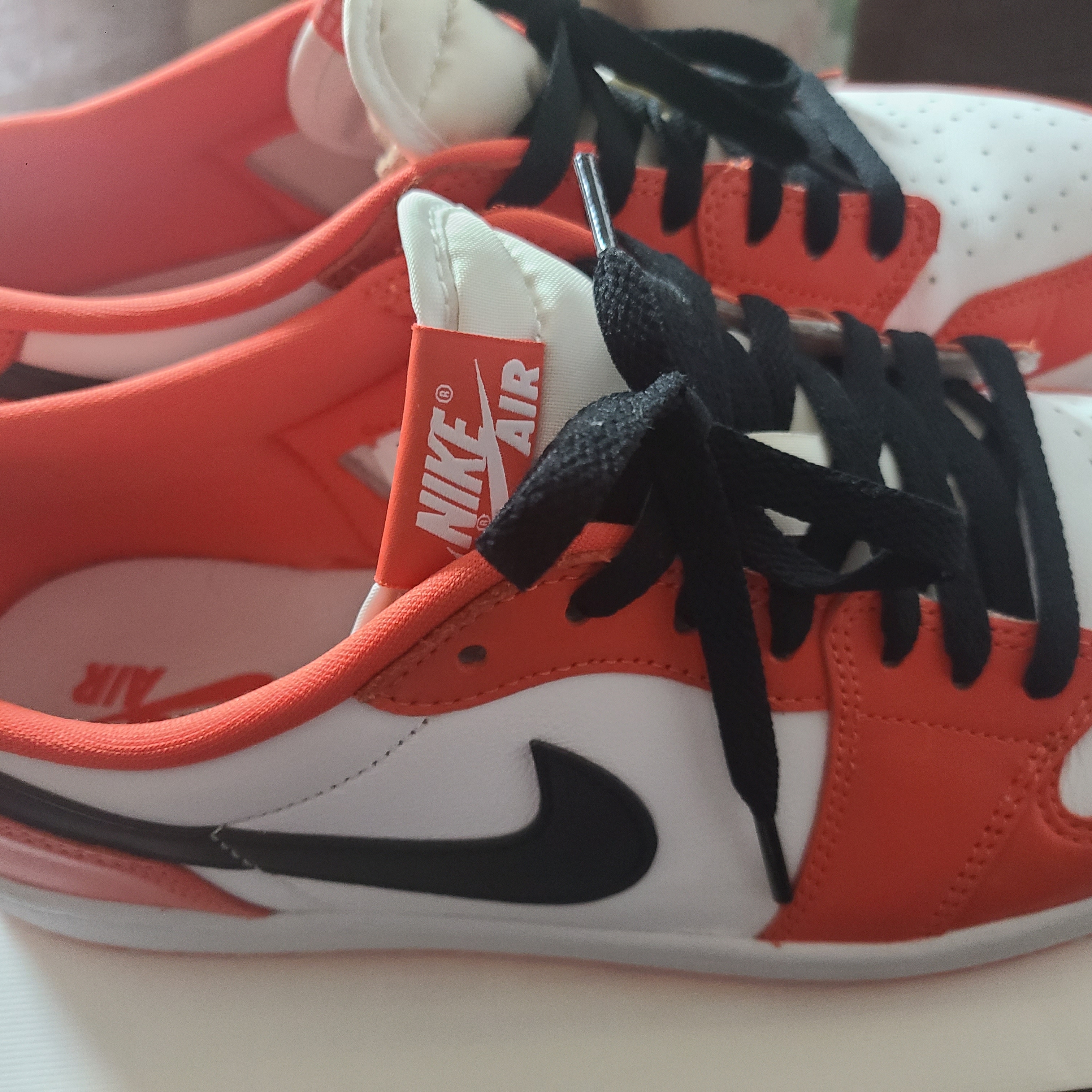 Jordan 1 Low OG Starfish 착용 스타일