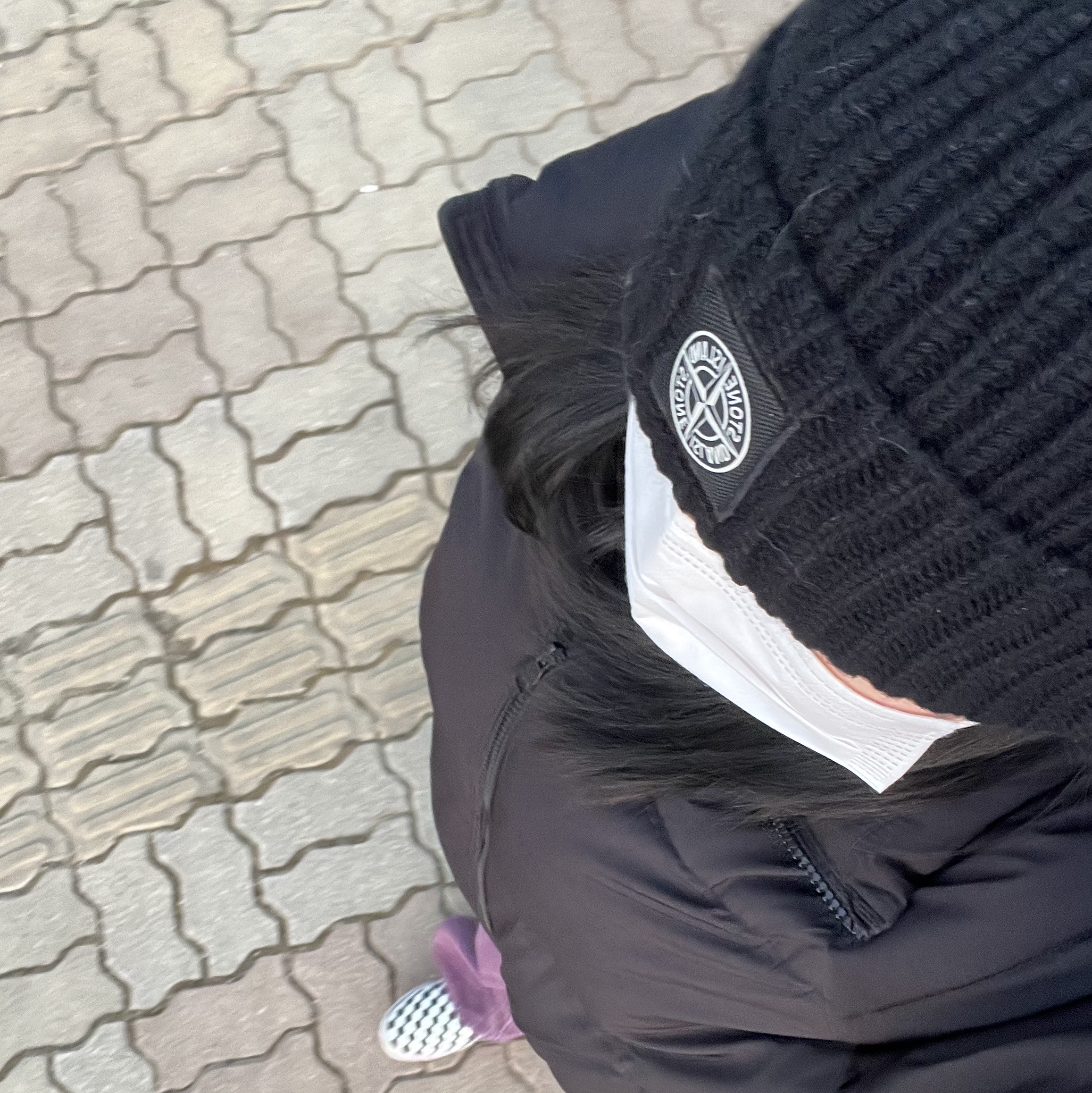 Stone Island N10B5 Beanie Black - 22FW 착용 스타일 - 2